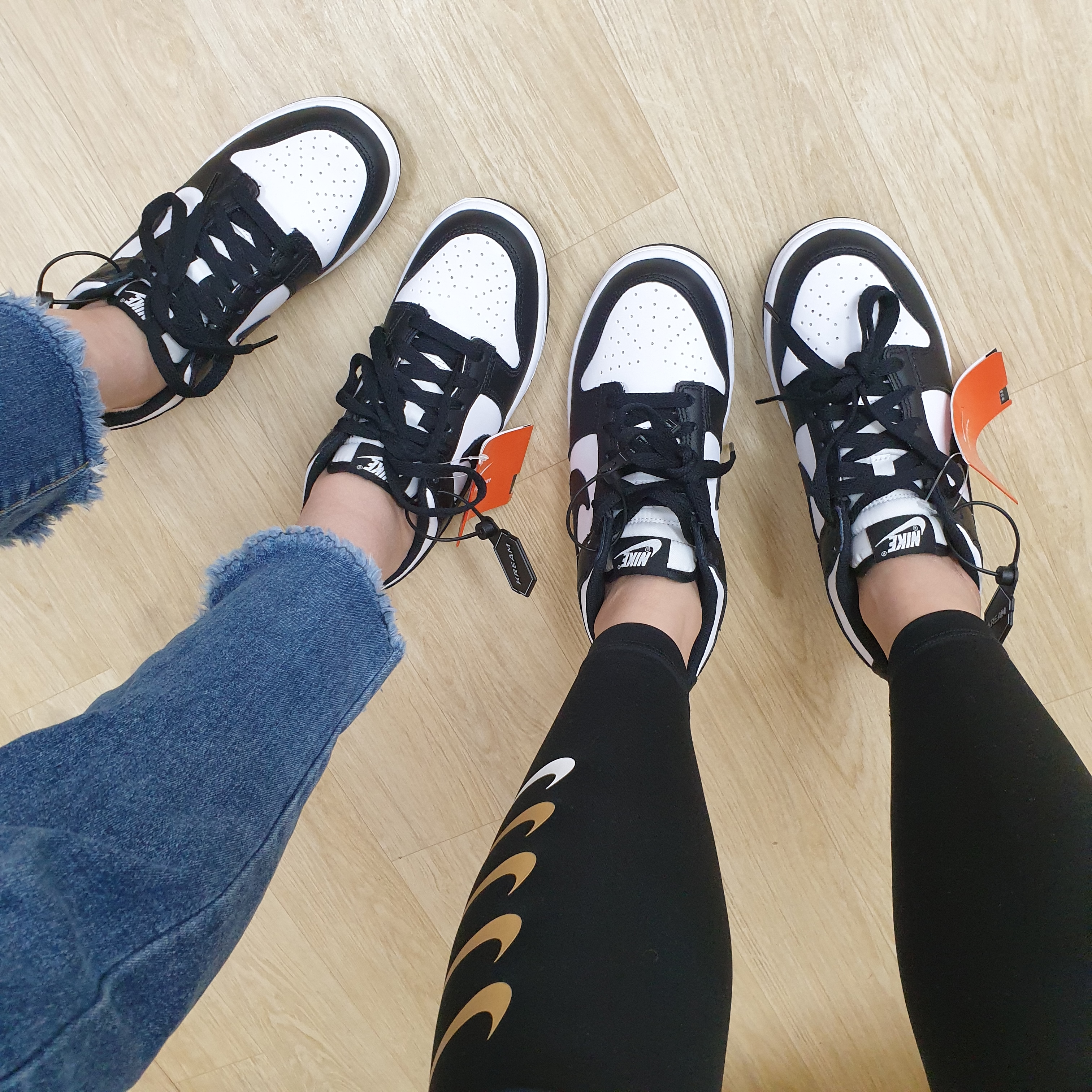 (W) Nike Dunk Low Black 착용 스타일 - 2
