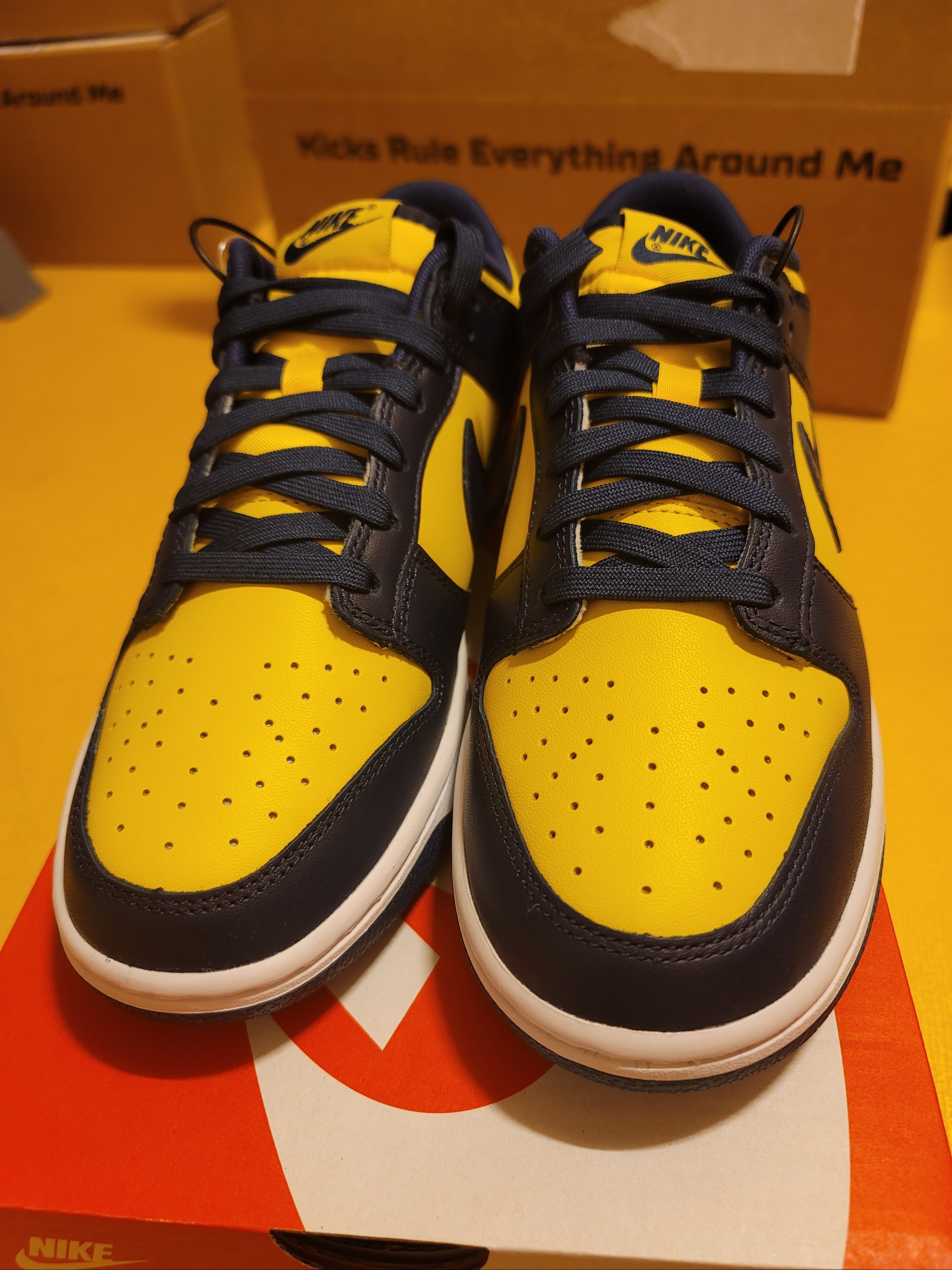 Nike Dunk Low Retro Varsity Maize 착용 스타일 - 2