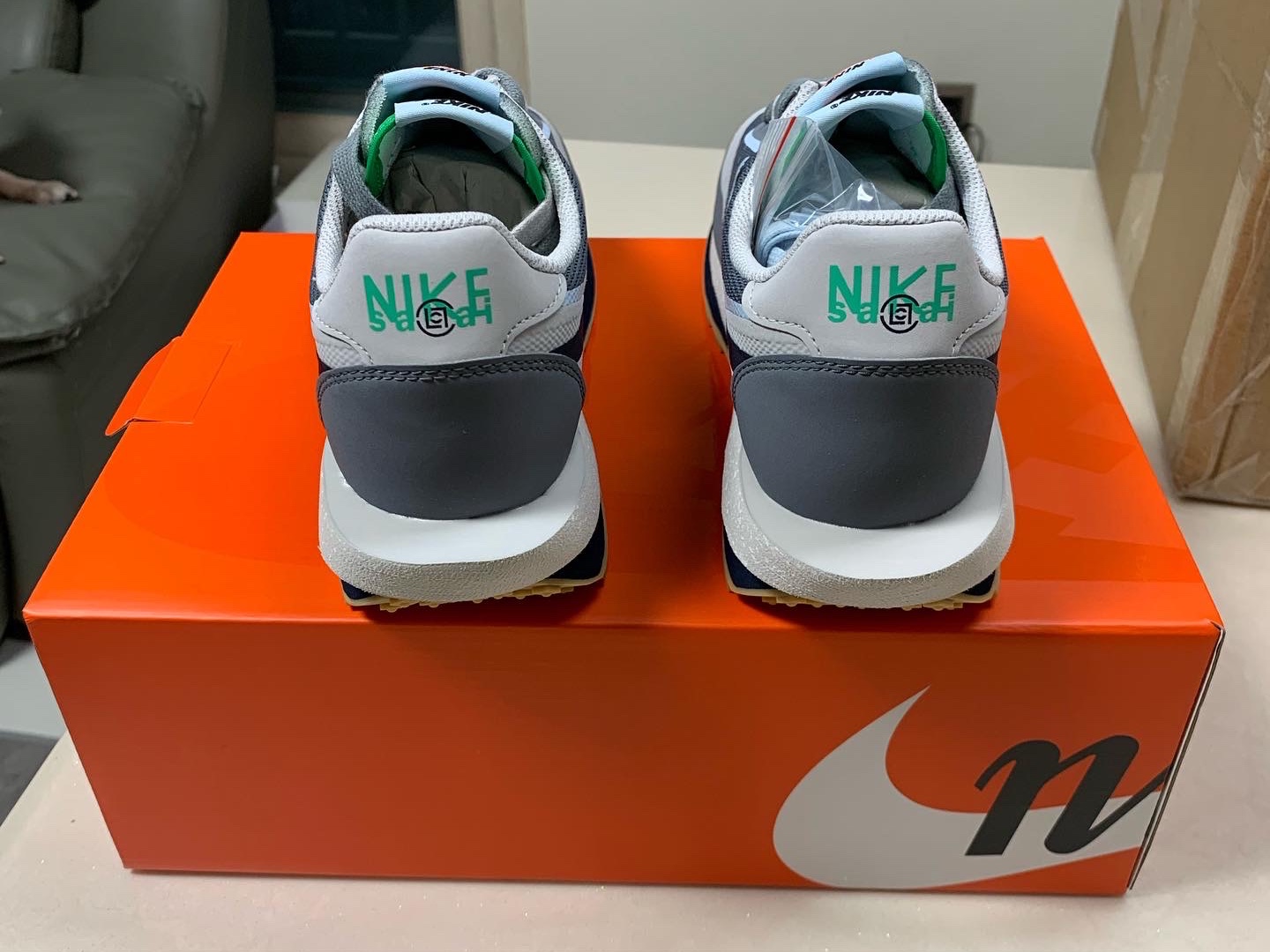 Nike x Sacai x Clot LDWaffle Cool Grey 착용 스타일 - 5