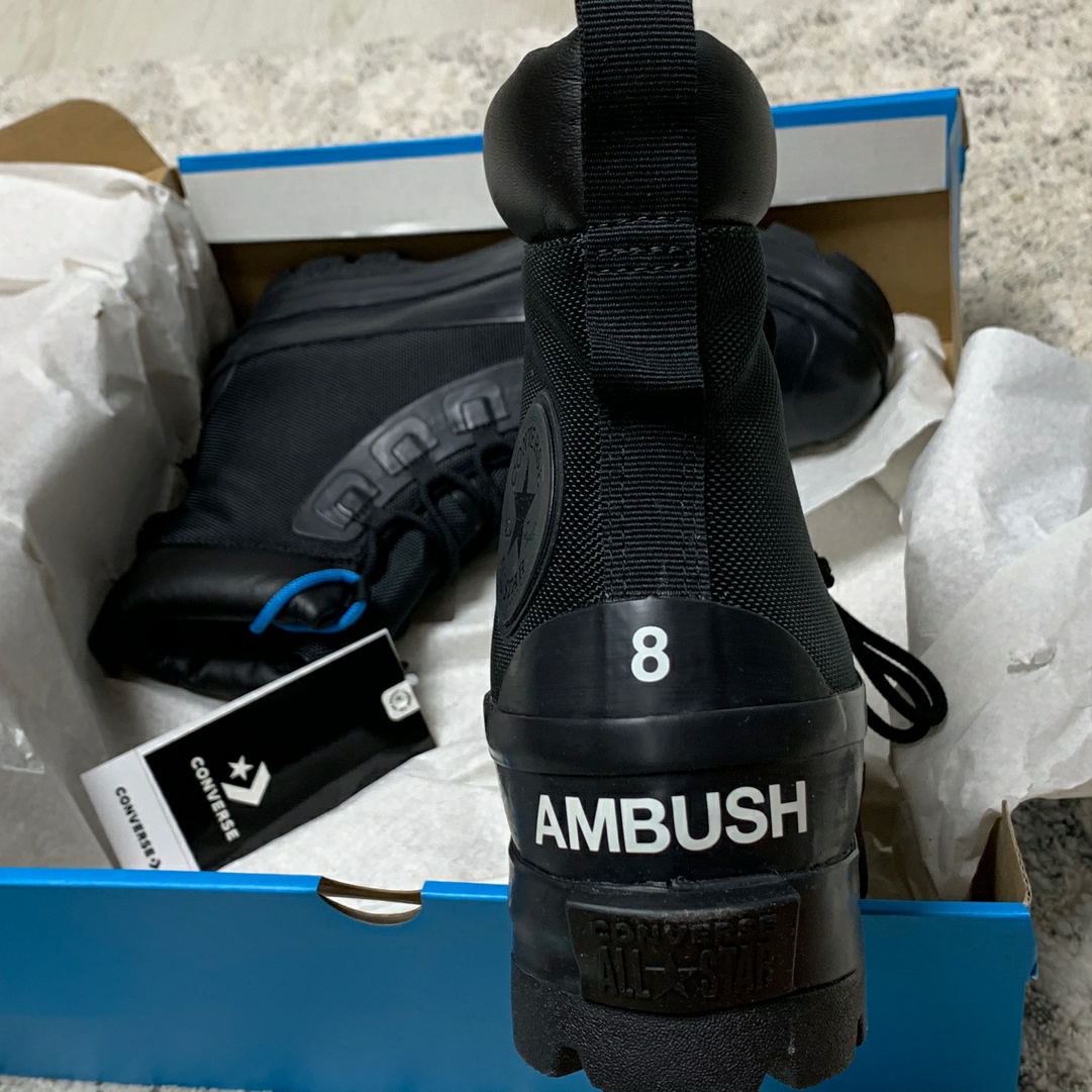 Nike x Sacai x Clot LDWaffle Cool Grey, Converse x Ambush Chuck Taylor All Star Duck Boot Black 착용 스타일 - 2