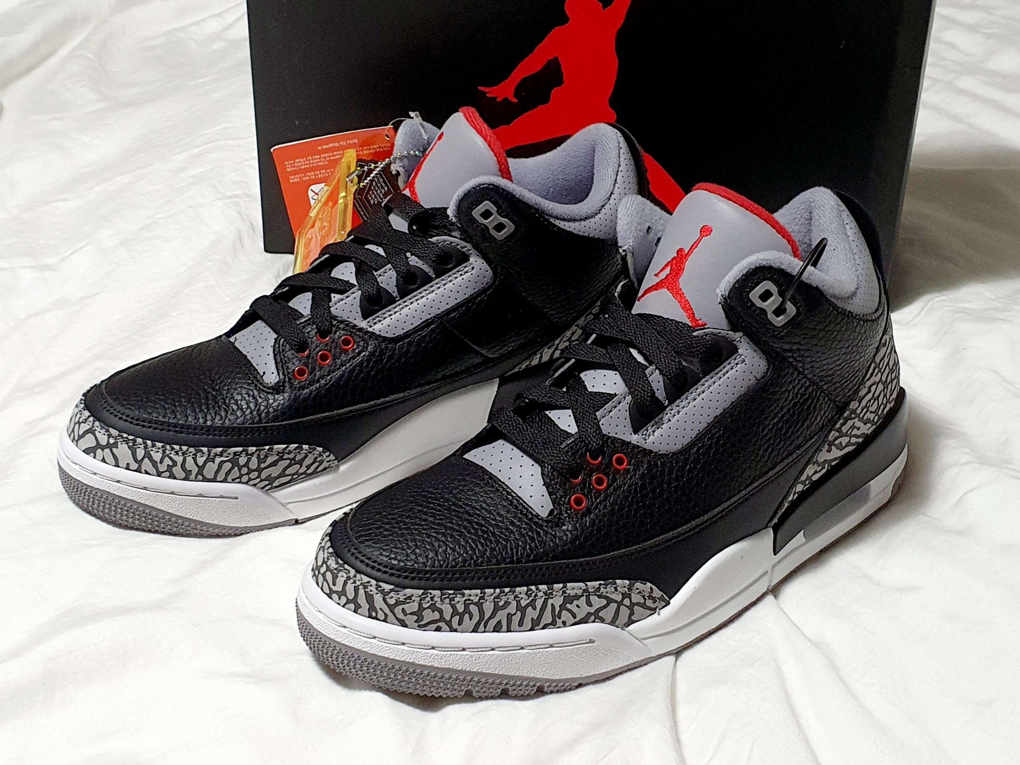 Jordan 3 Retro OG Black Cement 2018 착용 스타일 - 5