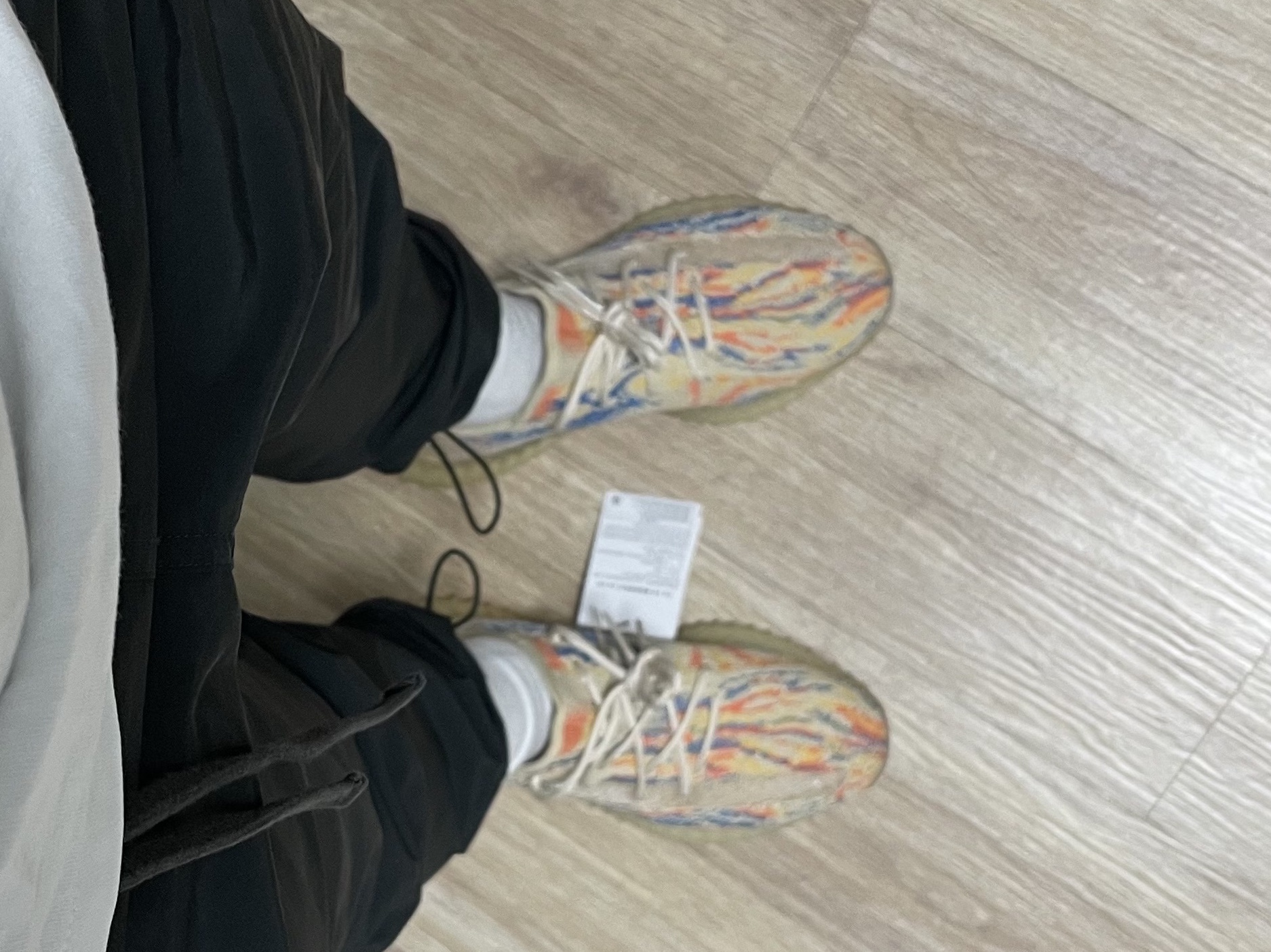 Adidas Yeezy Boost 350 V2 MX Oat, Essentials Track Pants Black - 20FW 착용 스타일 - 4