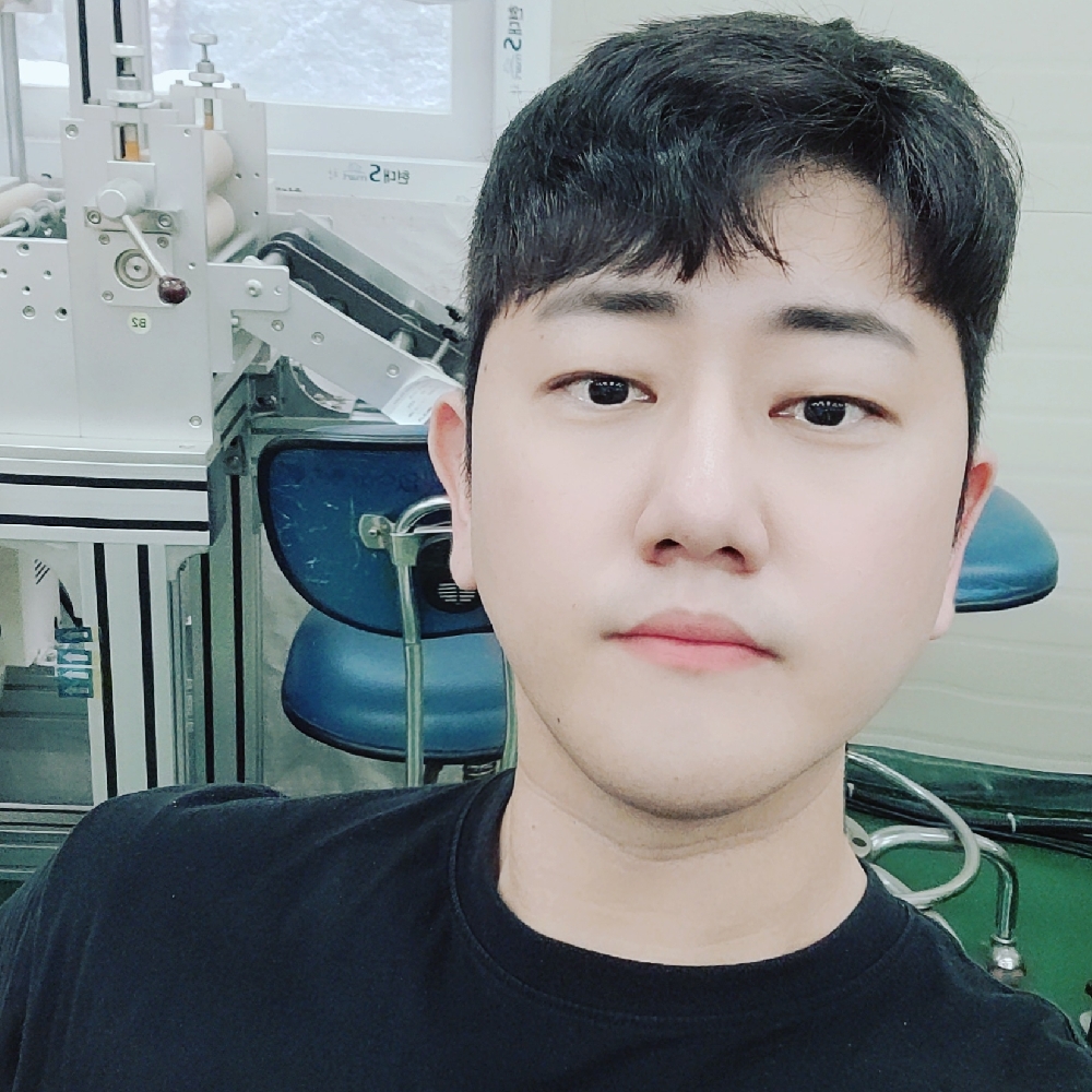 KREAM 프로필 이미지