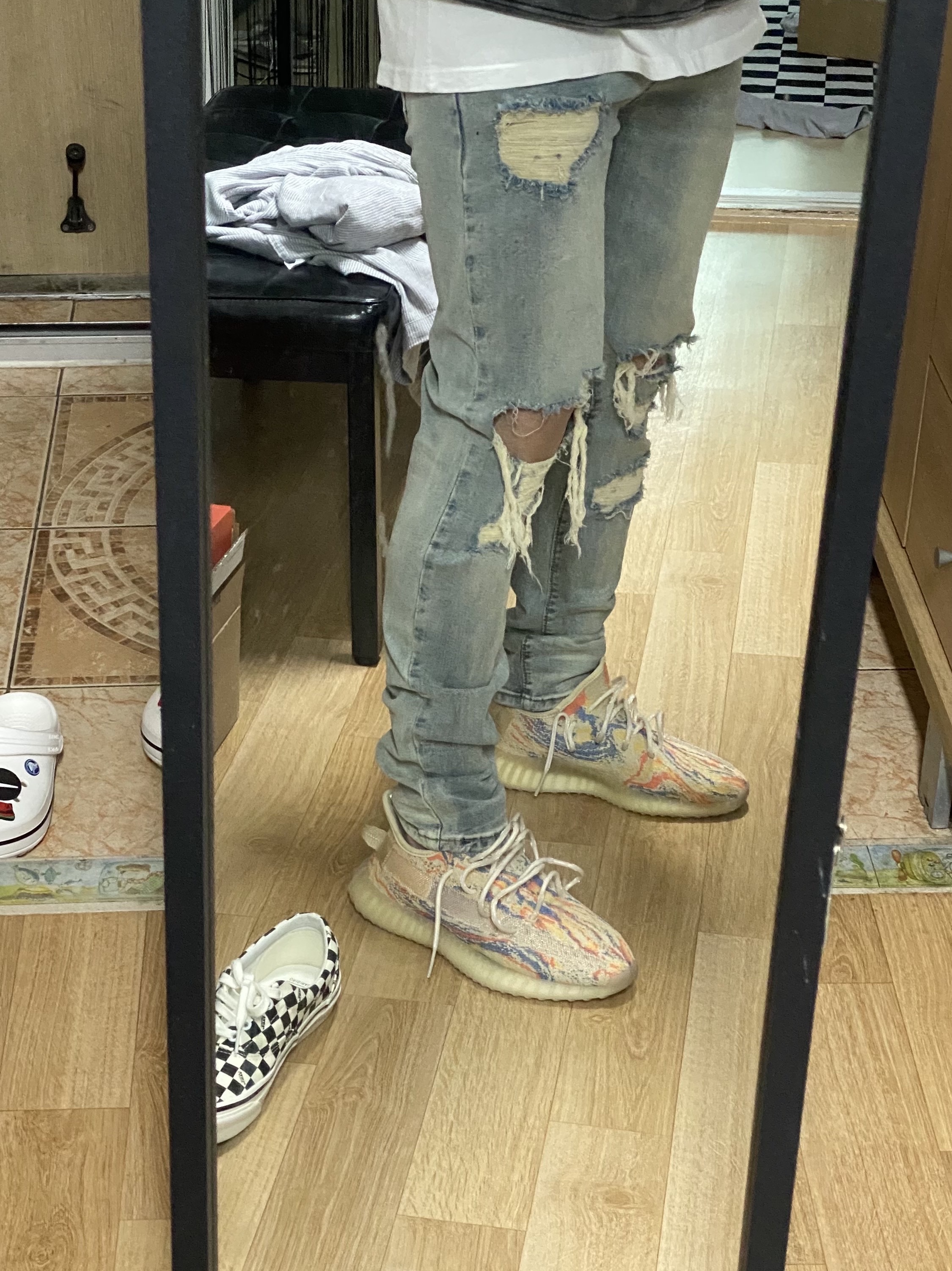 Adidas Yeezy Boost 350 V2 MX Oat 착용 스타일 - 2