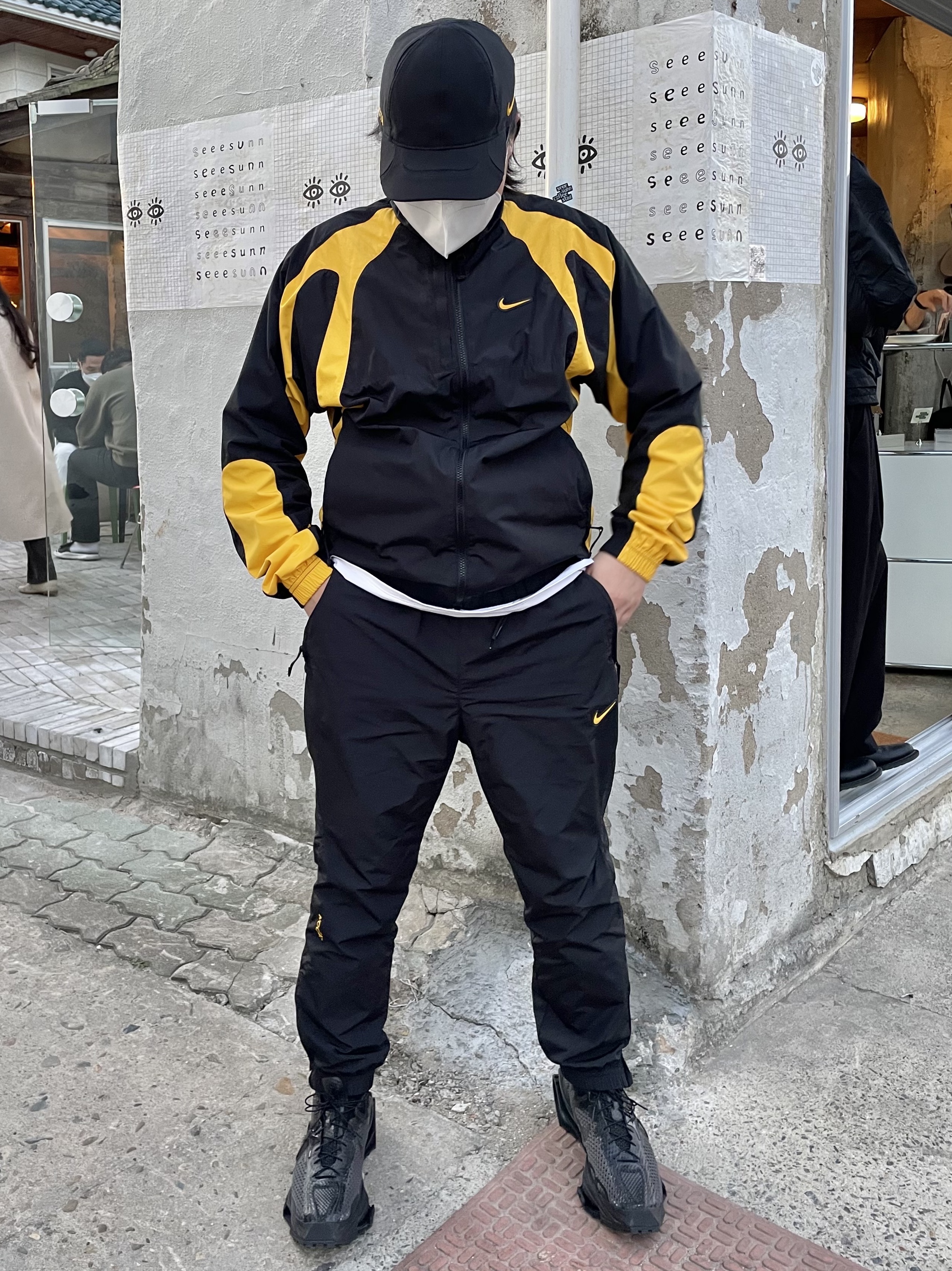 Nike x Drake Nocta Essential Track Jacket - US/EU, Nike x Drake Nocta Essential Track Pants Black - Asia 착용 스타일