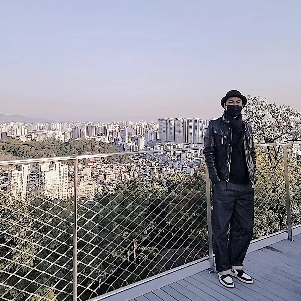 Jordan 1 Retro High OG Black Mocha 착용 스타일