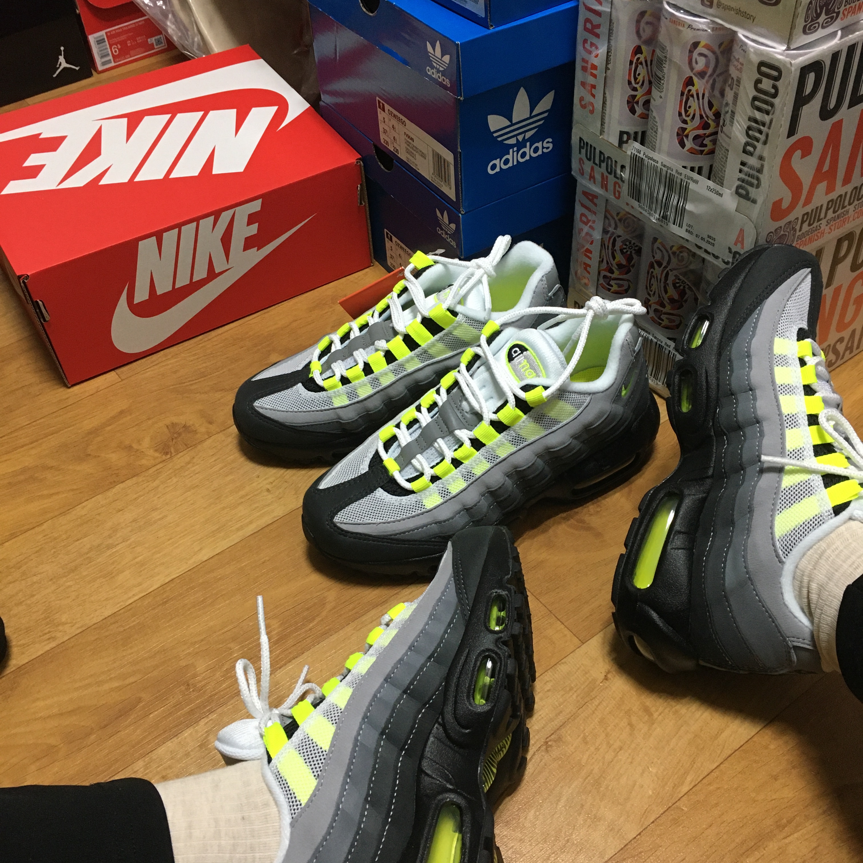 (GS) Nike Air Max 95 OG Neon Yellow 2020 착용 스타일