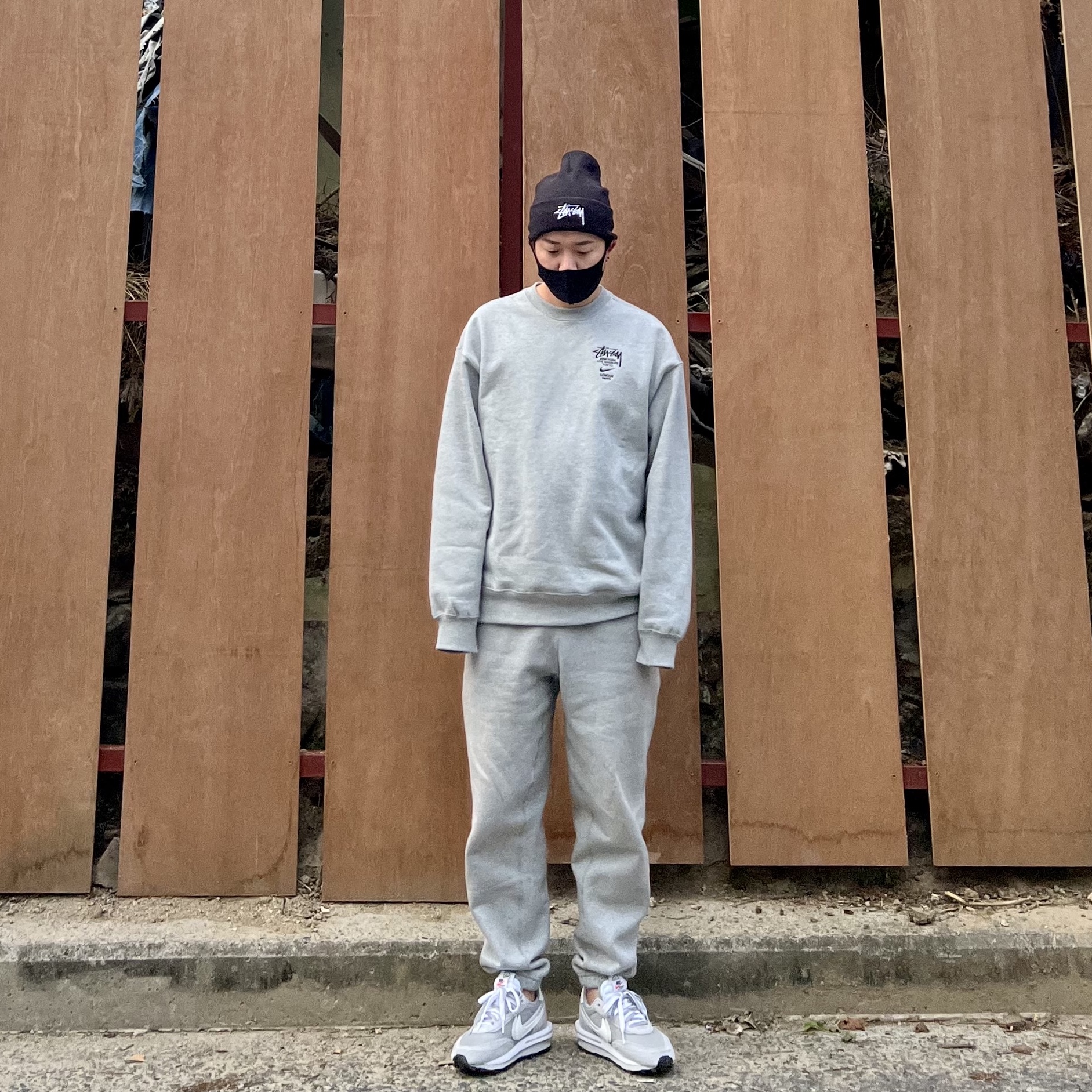 Nike NRG Solo Swoosh Fleece Pants Dark Grey Heather - US/EU, Nike x Stussy Cuff Beanie Black 착용 스타일