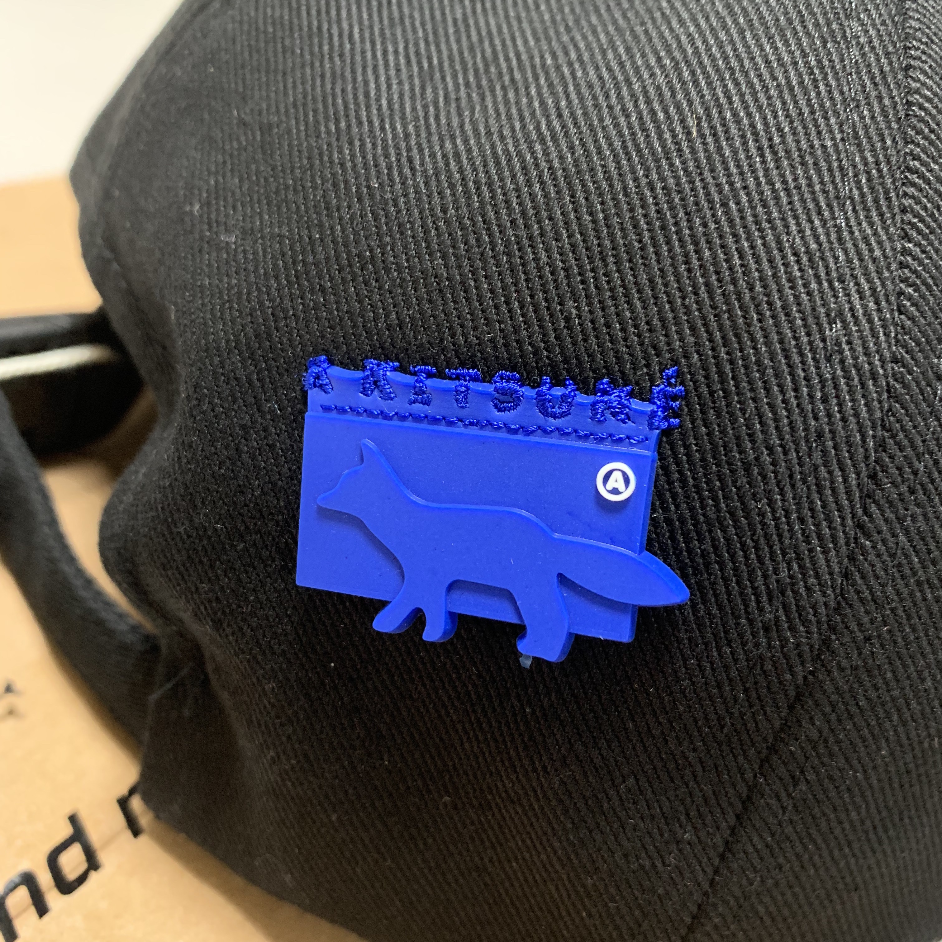 Maison Kitsune x Ader Error Meditation Fox Cap Black 착용 스타일 - 2
