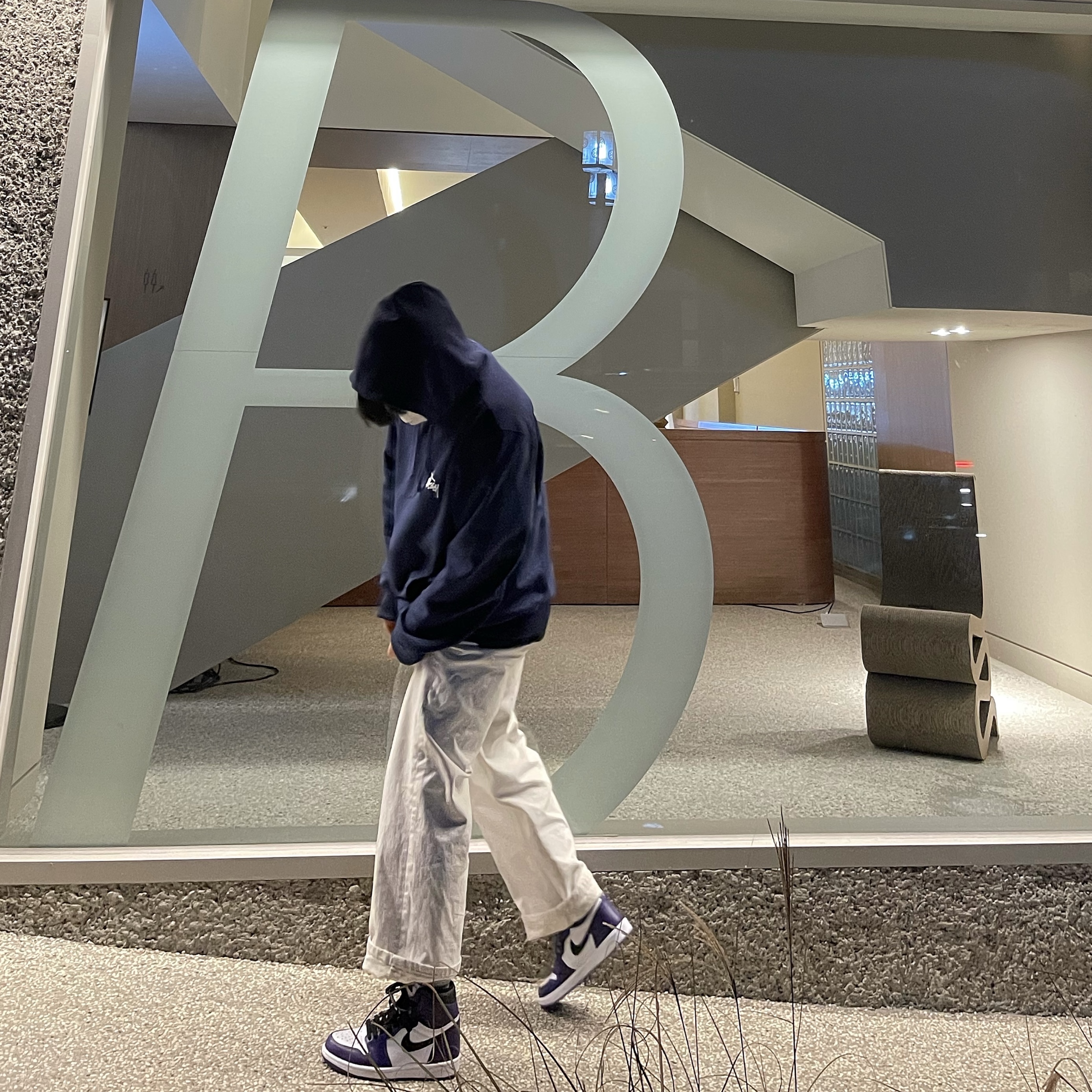 Stussy Basic Stussy Hoodie Navy 2021, Jordan 1 Retro High OG Court Purple 2020 착용 스타일 - 2