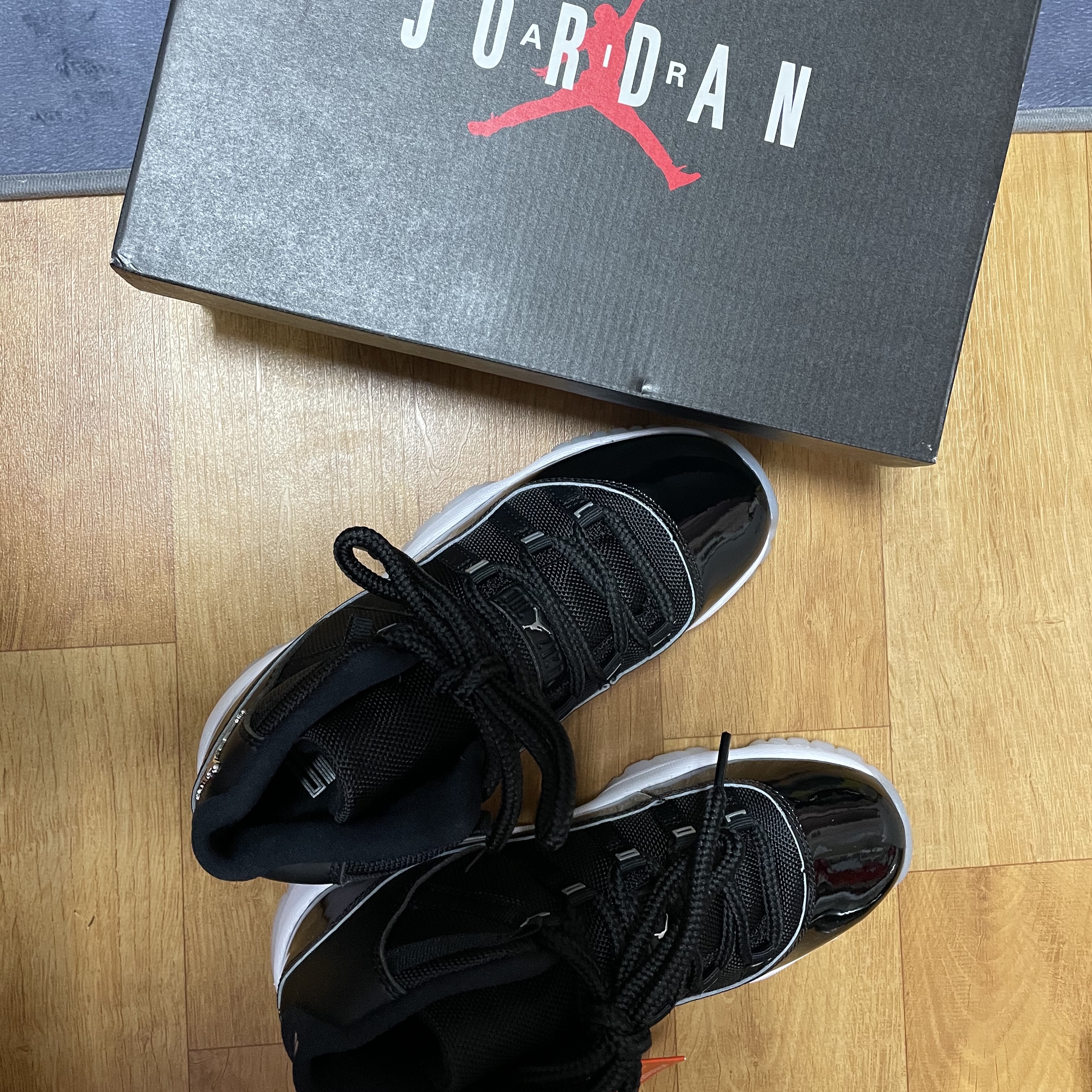 (GS) Jordan 11 Retro Jubilee 착용 스타일