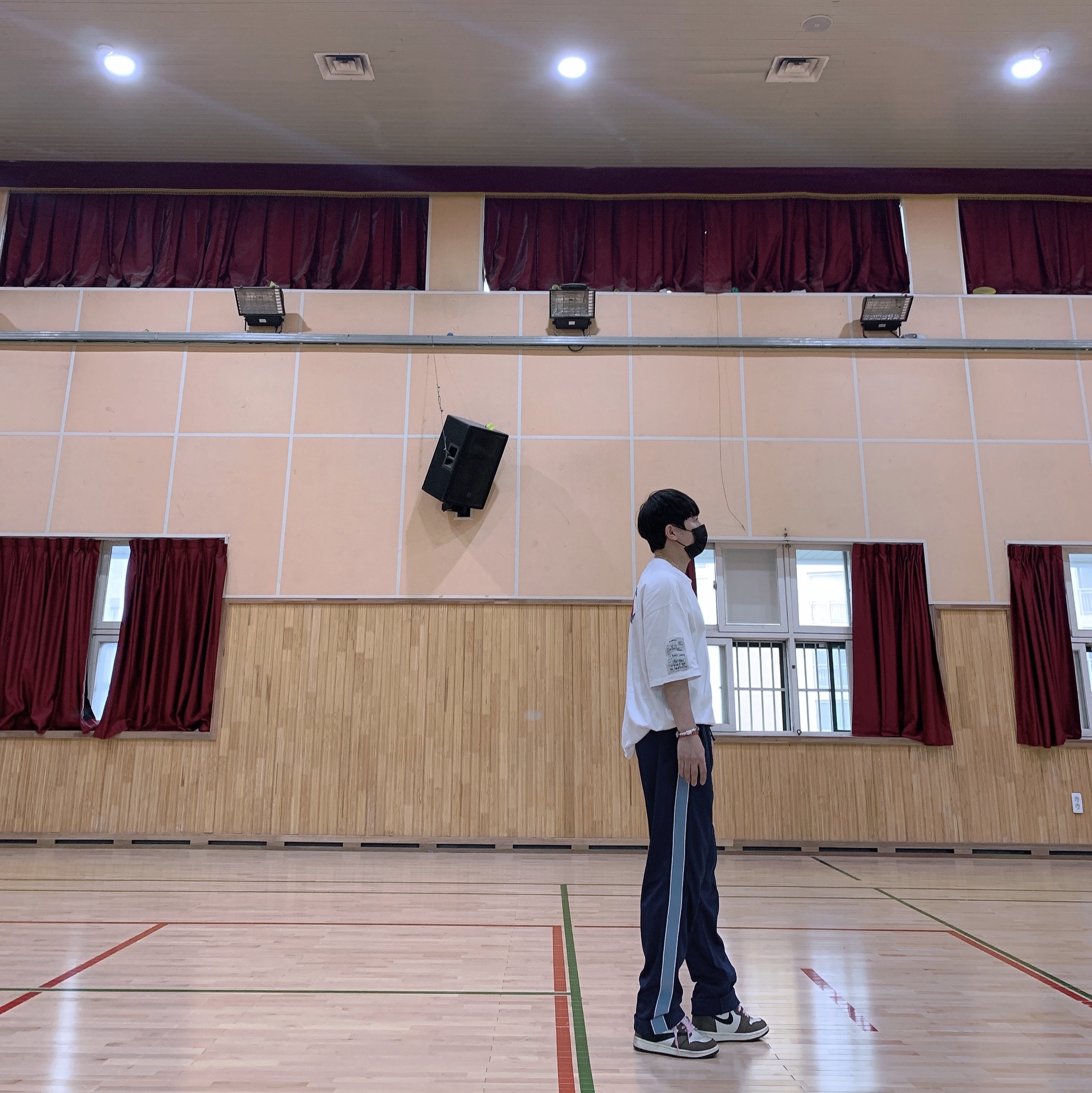 IAB Studio Track Pants Navy - 21SS, Jordan 1 x Travis Scott Retro High OG SP Mocha 착용 스타일 - 2