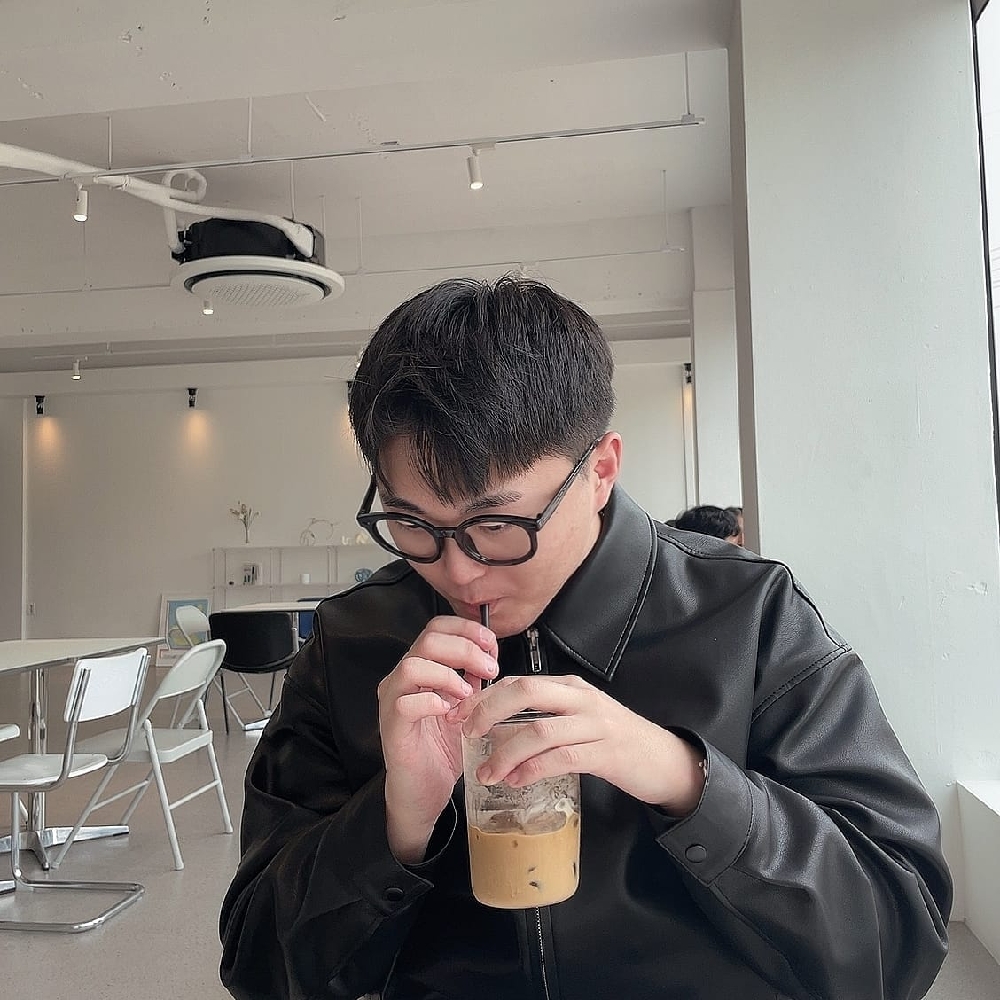 KREAM 프로필 이미지