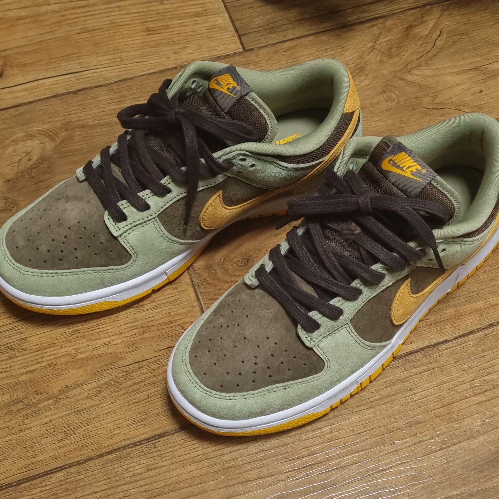 Nike Dunk Low SE Dusty Olive 착용 스타일