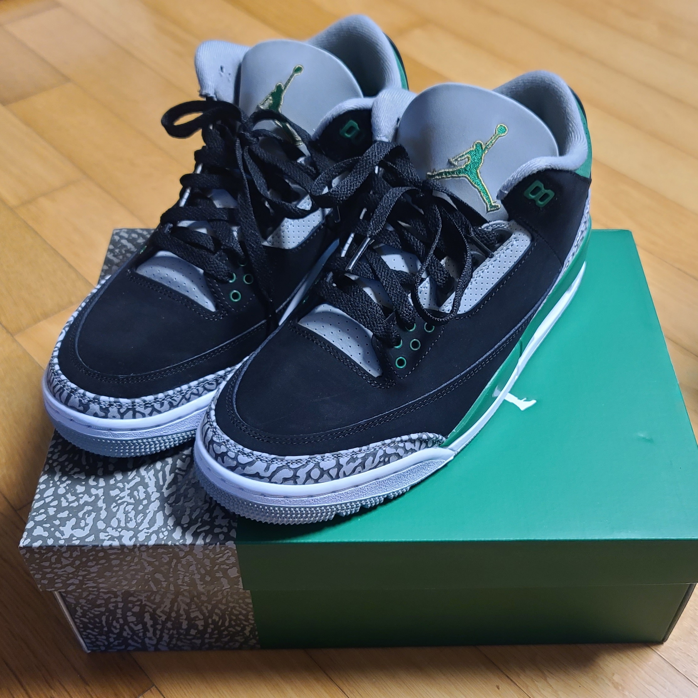 Jordan 3 Retro Pine Green 착용 스타일 - 3
