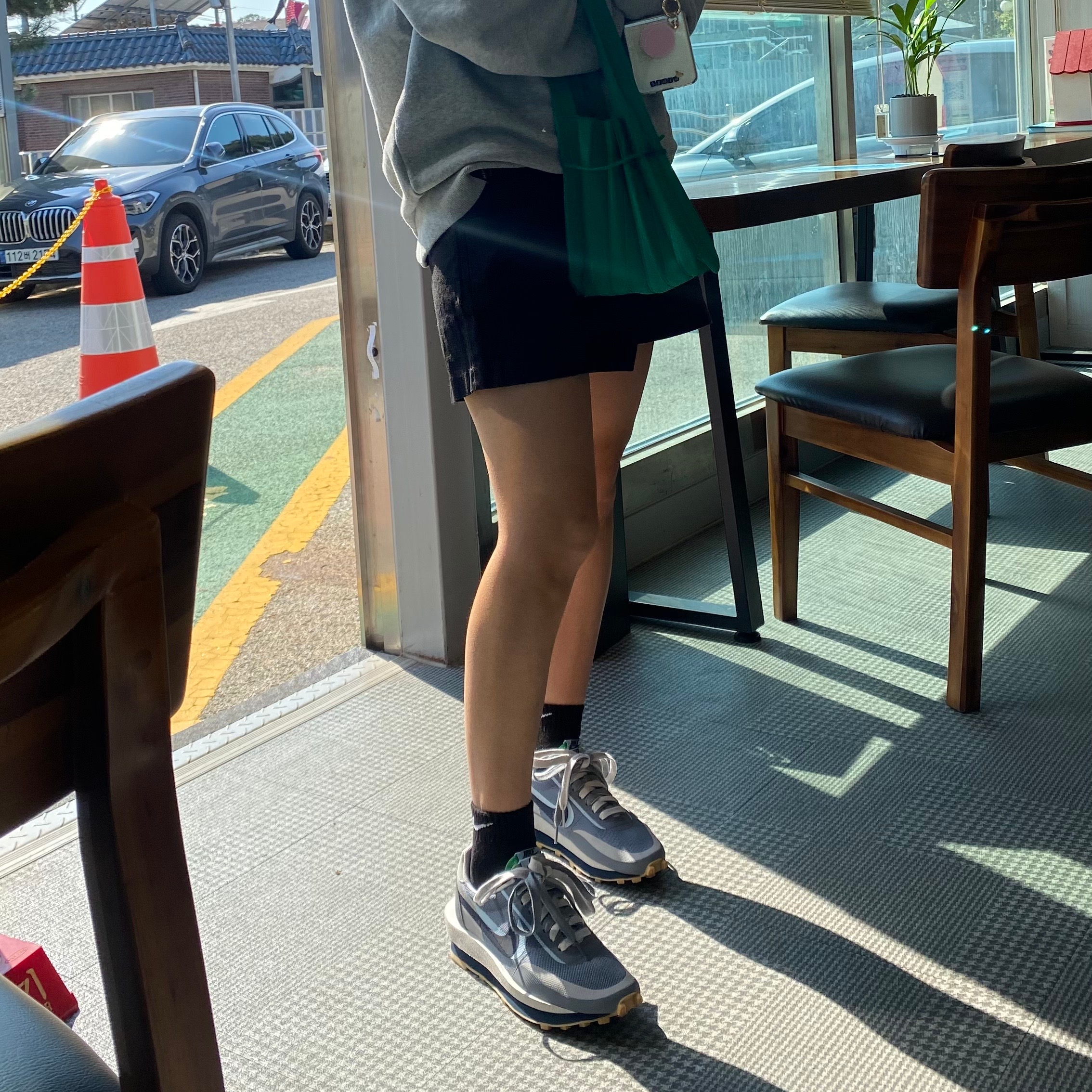 Nike x Sacai x Clot LDWaffle Cool Grey 착용 스타일