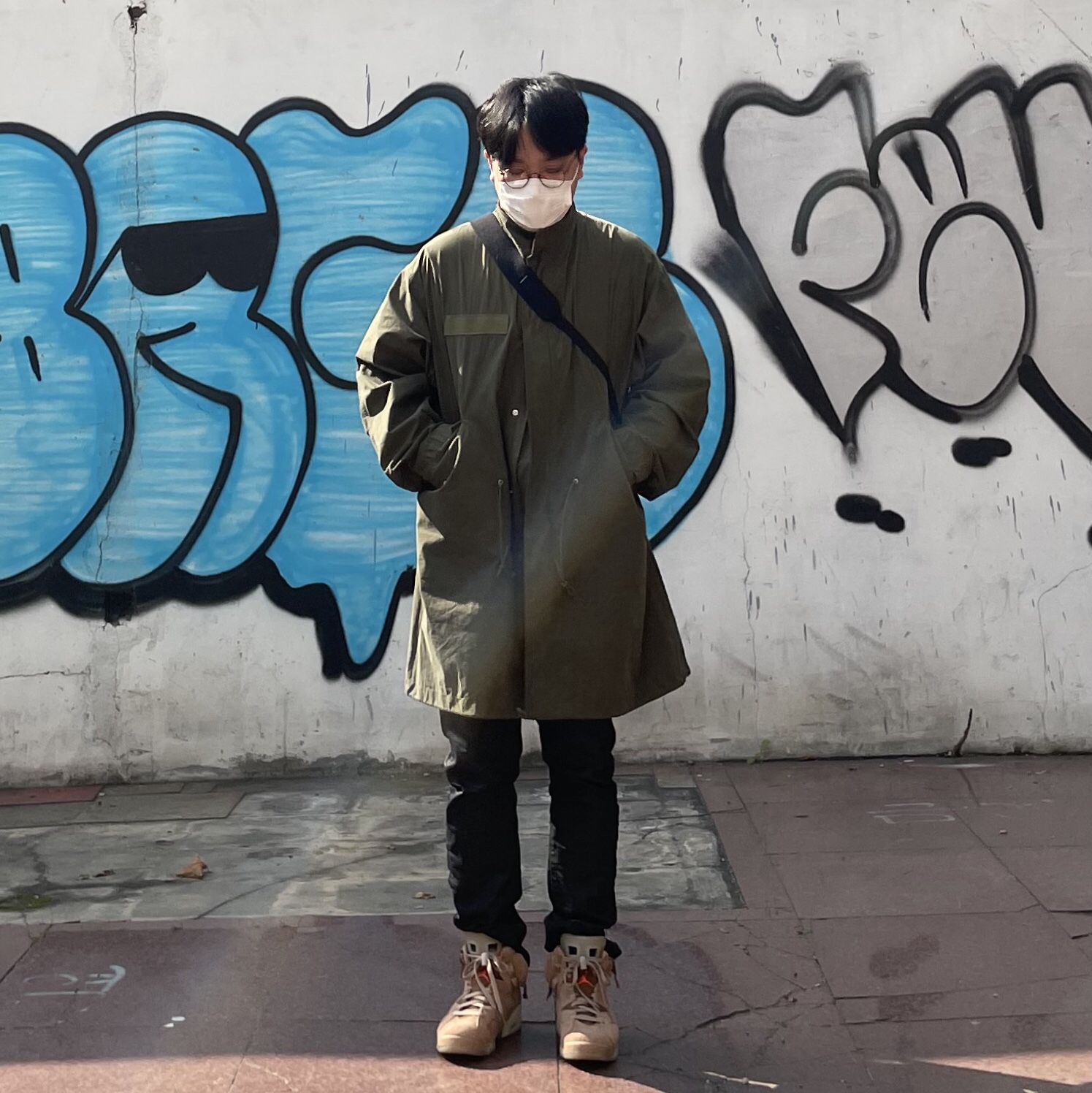 Jordan 6 x Travis Scott Retro SP British Khaki 착용 스타일