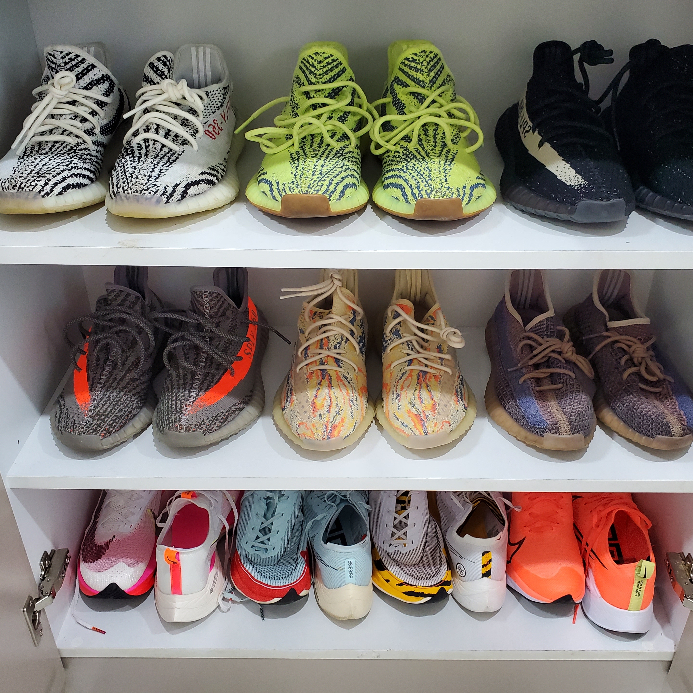 Adidas Yeezy Boost 350 V2 MX Oat 착용 스타일 - 4