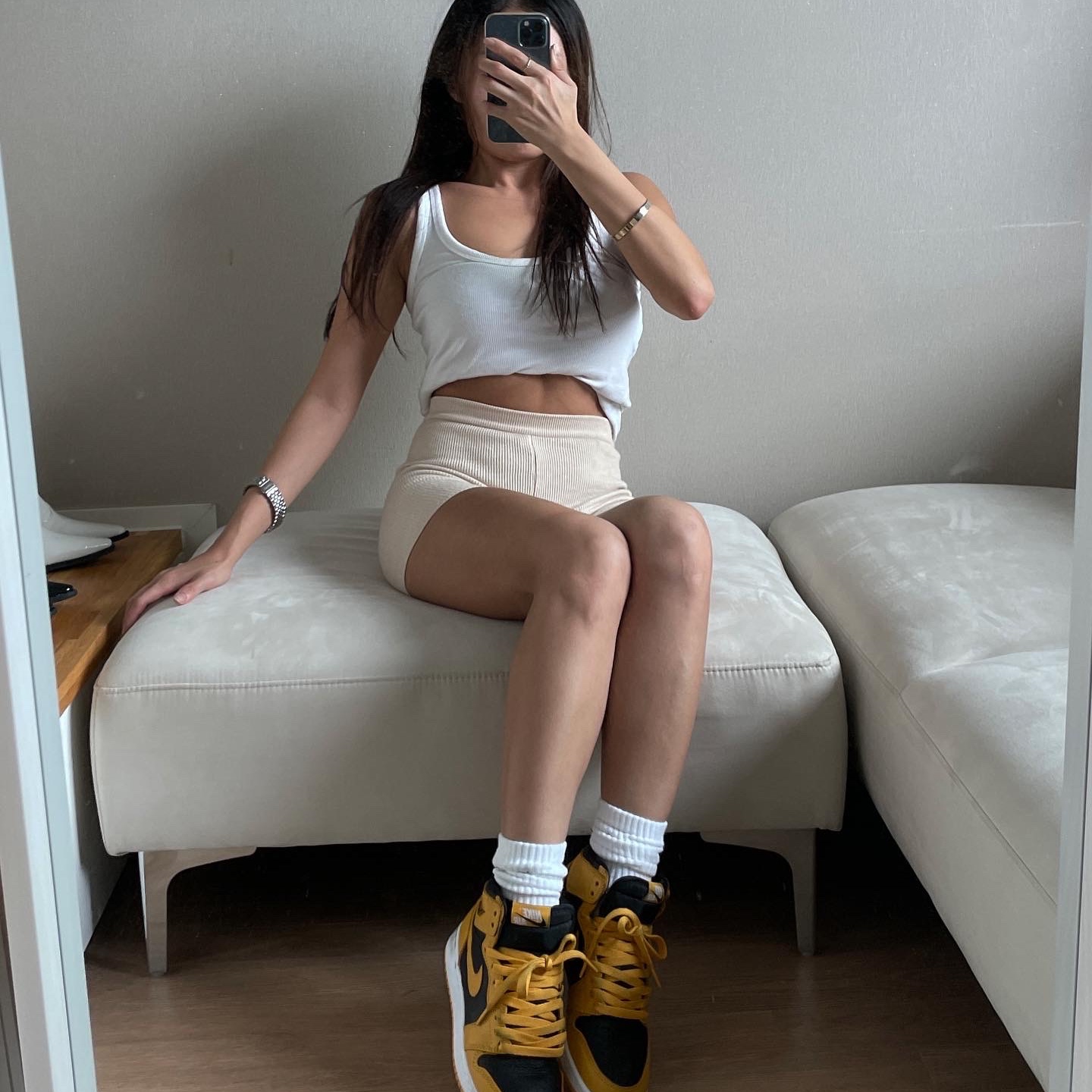 (GS) Jordan 1 Retro High OG Pollen 착용 스타일 - 1