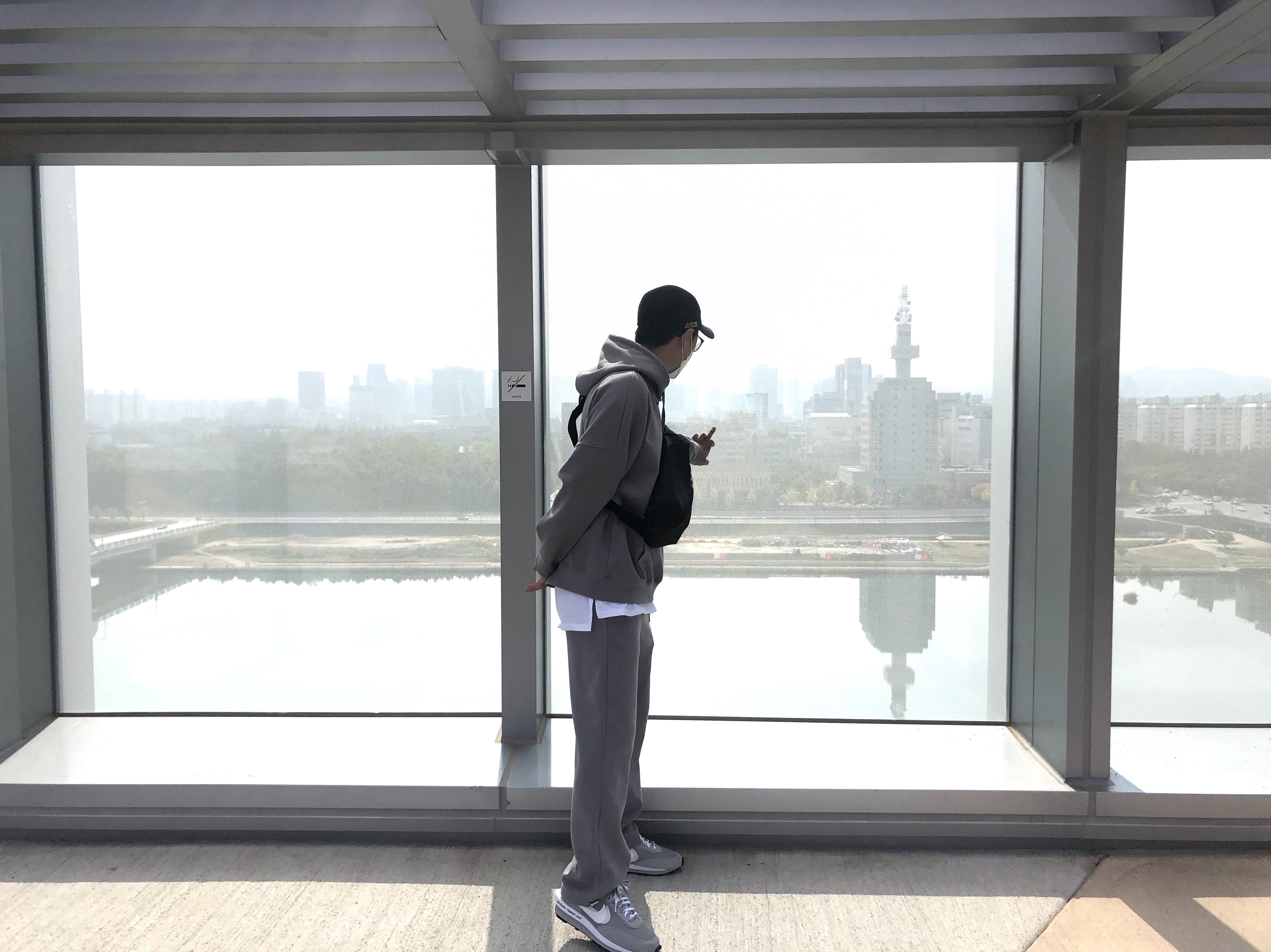 Nike x Sacai x Fragment LDWaffle Light Smoke Grey, Supreme Military Camp Cap Black - 21SS 착용 스타일