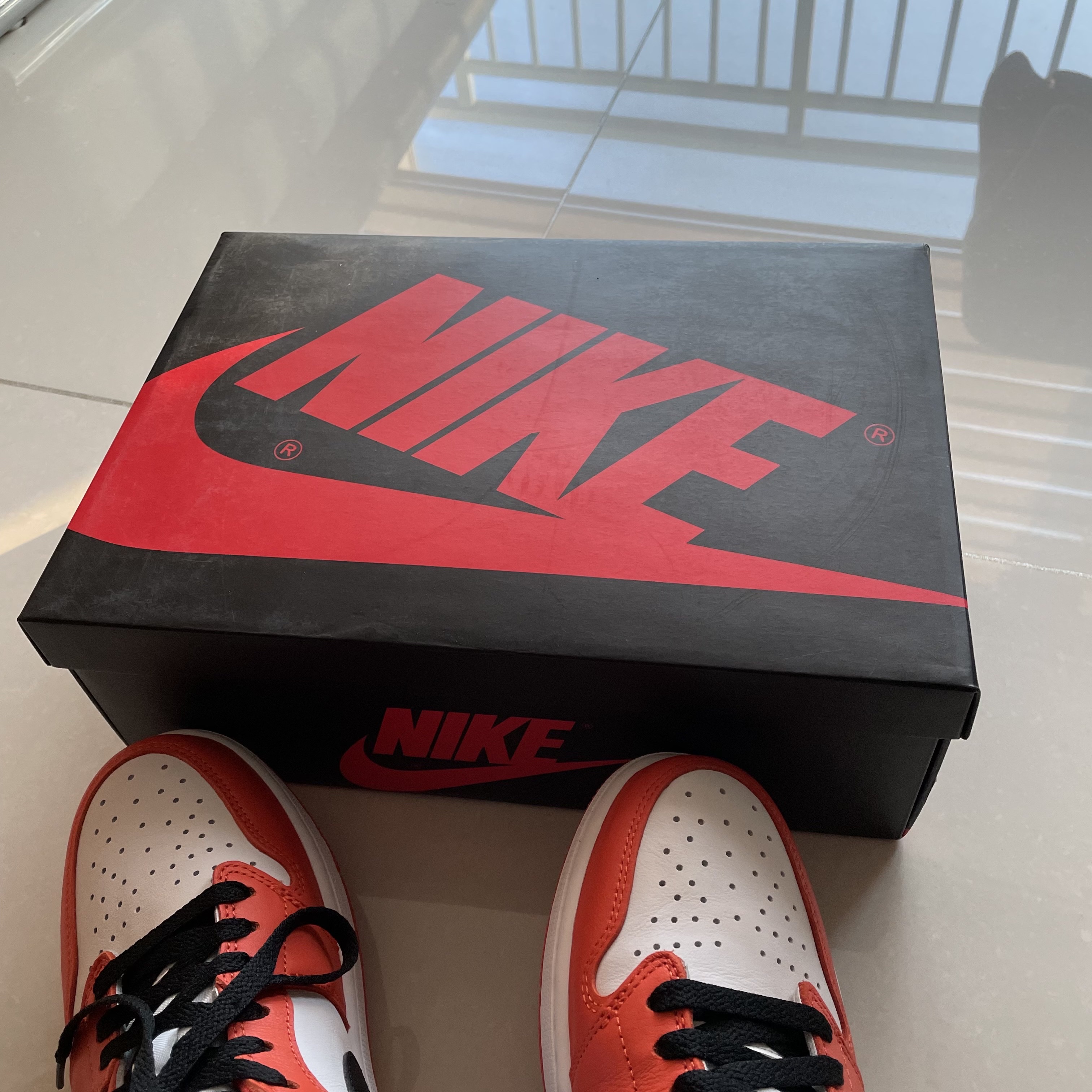 Jordan 1 Low OG Starfish 착용 스타일