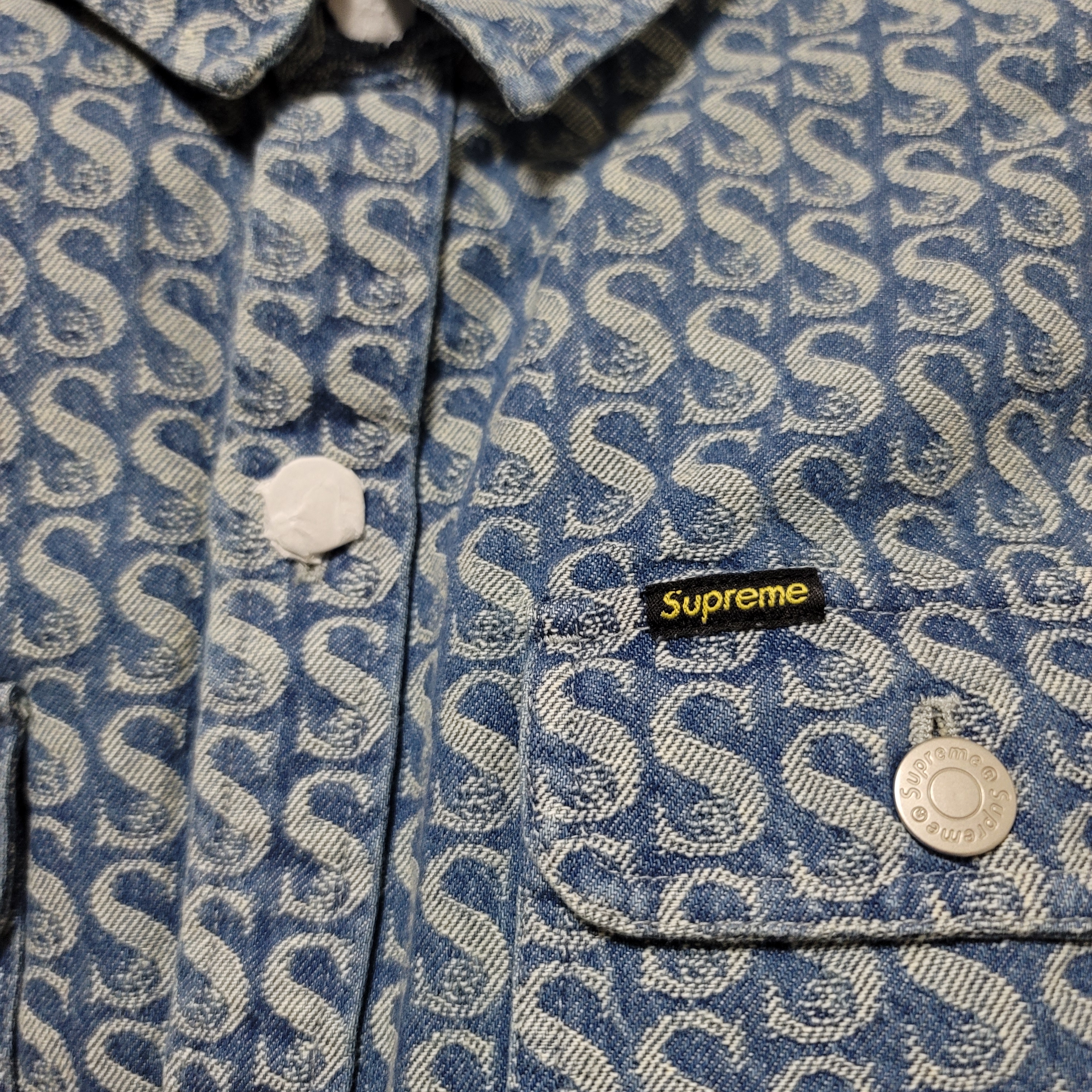 Supreme Monogram Denim Shirt Blue - 21FW 착용 스타일