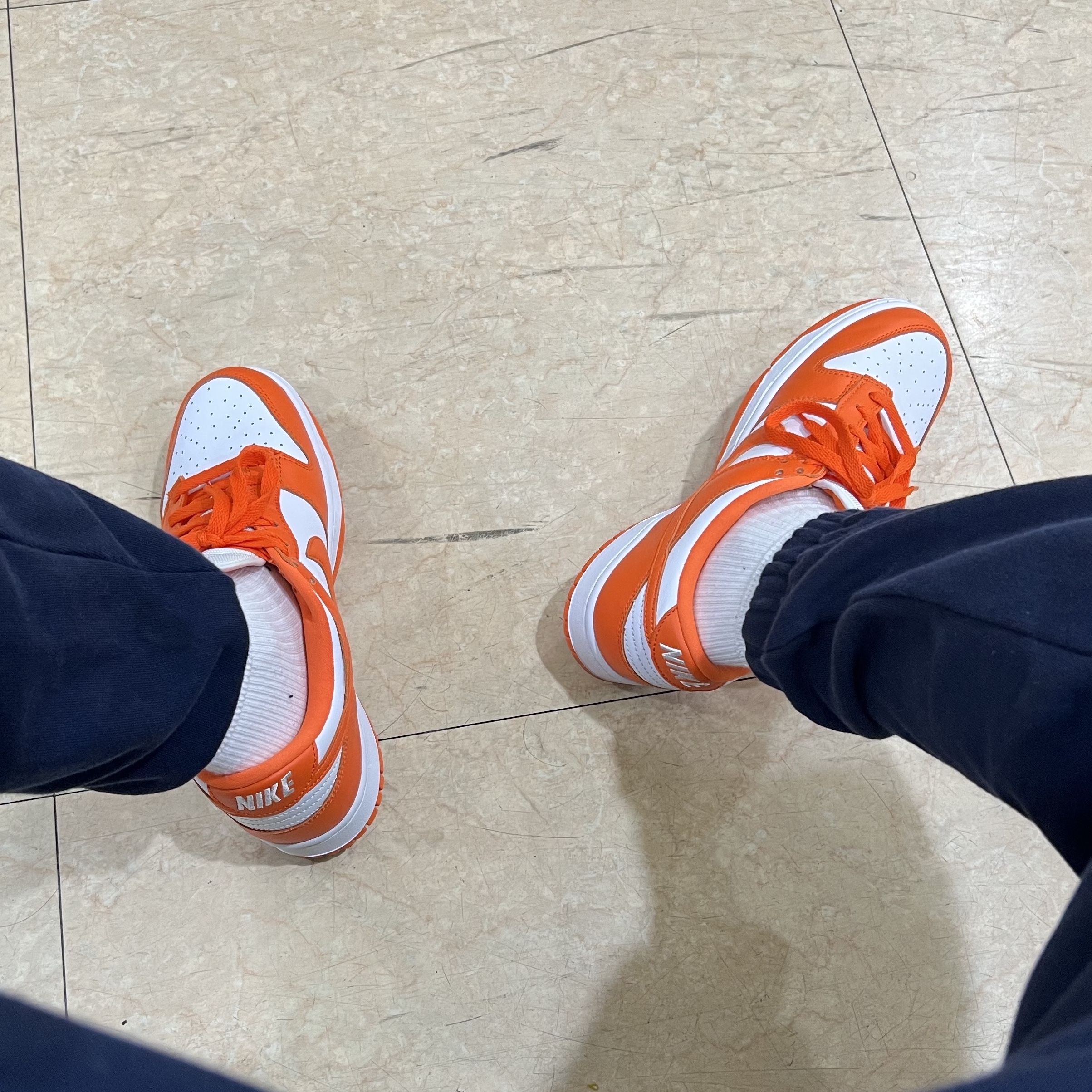 Nike Dunk Low SP Syracuse 2020 착용 스타일