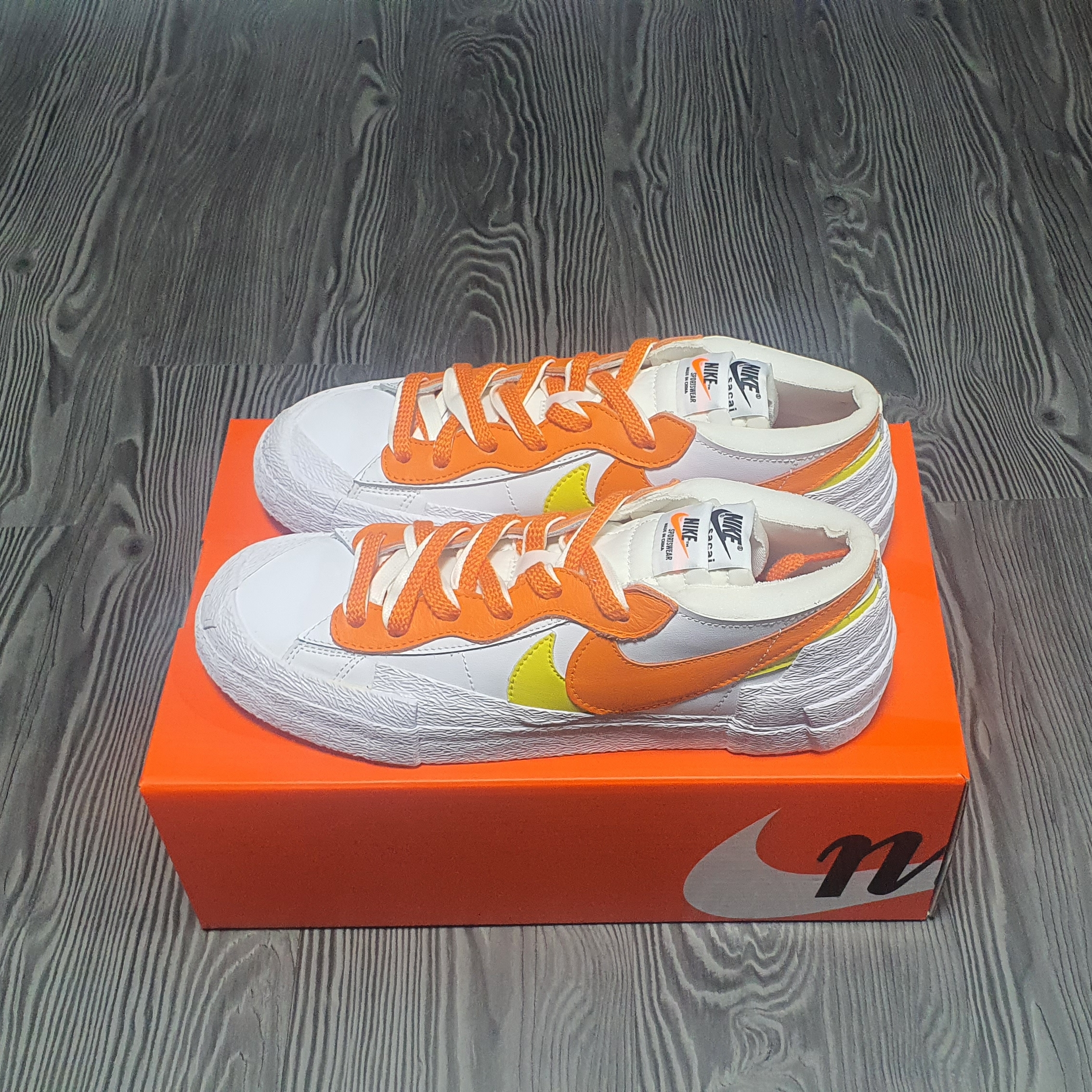 Nike x Sacai Blazer Low Magma Orange 착용 스타일