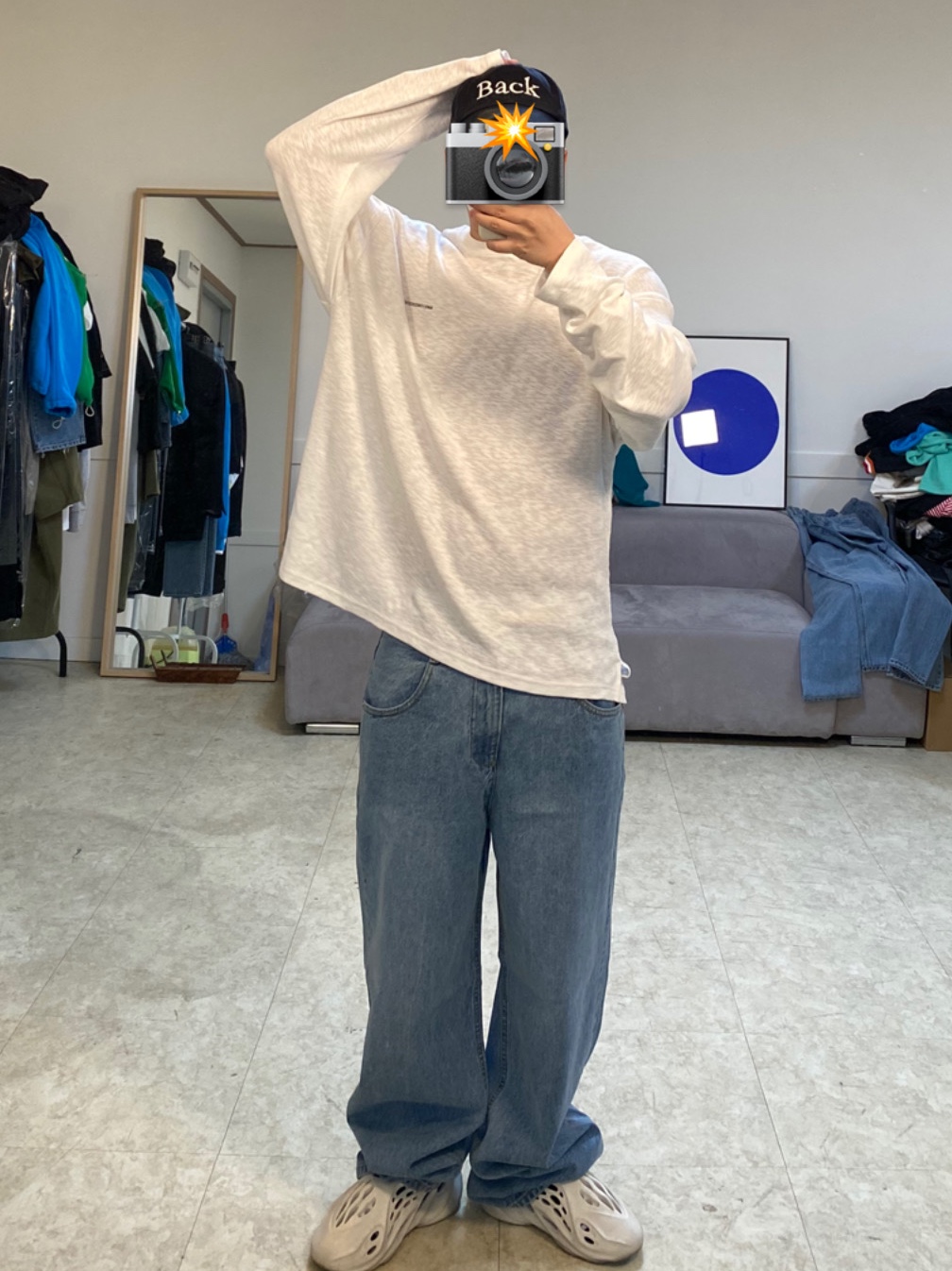 Adidas Yeezy Foam RNNR Ararat 착용 스타일