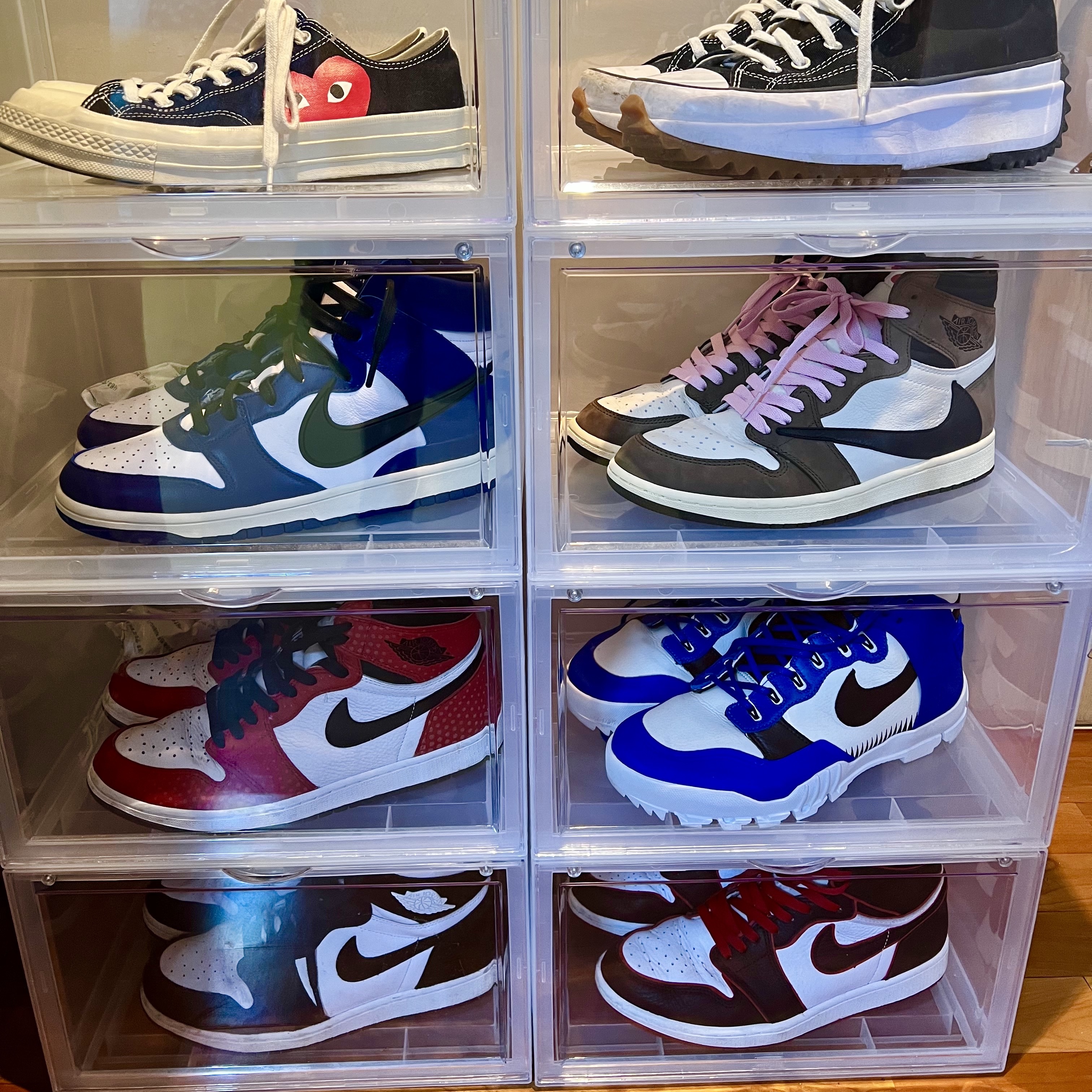 Converse x Play Comme des Garcons Chuck 70 Ox Black, Converse Run Star Hike Hi Black White Gum 착용 스타일 - 1