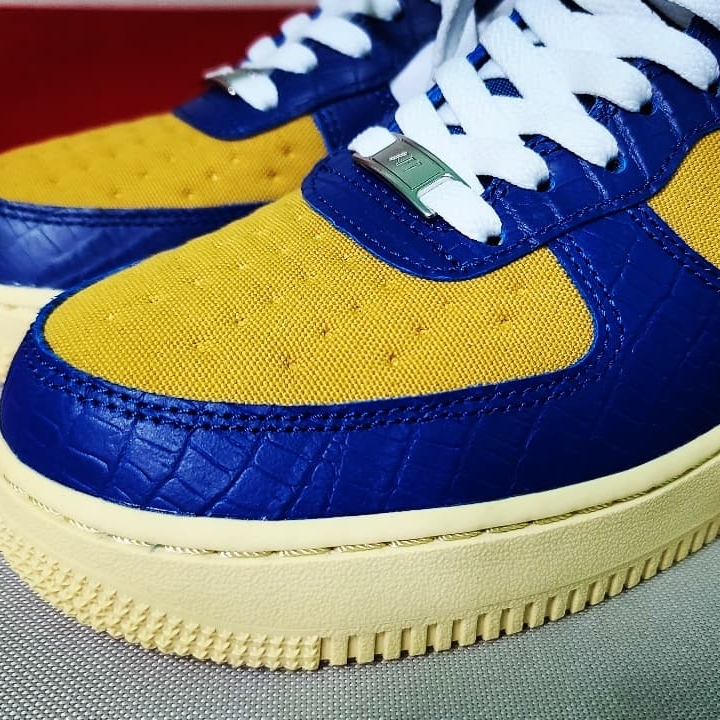 Nike x Undefeated Air Force 1 Low SP 5 On It Court Blue 착용 스타일 - 2