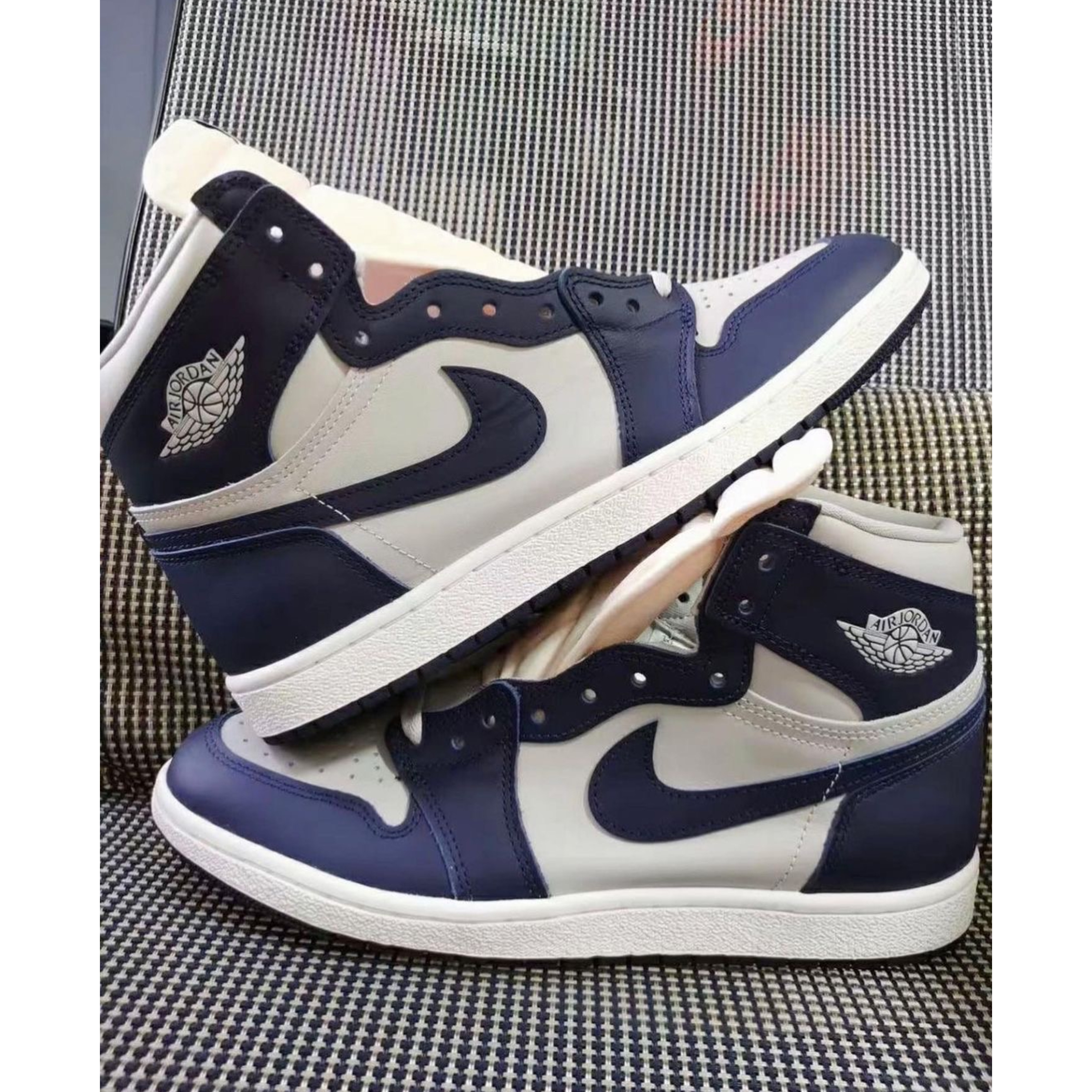 Jordan 1 High 85 College Navy 착용 스타일 - 2
