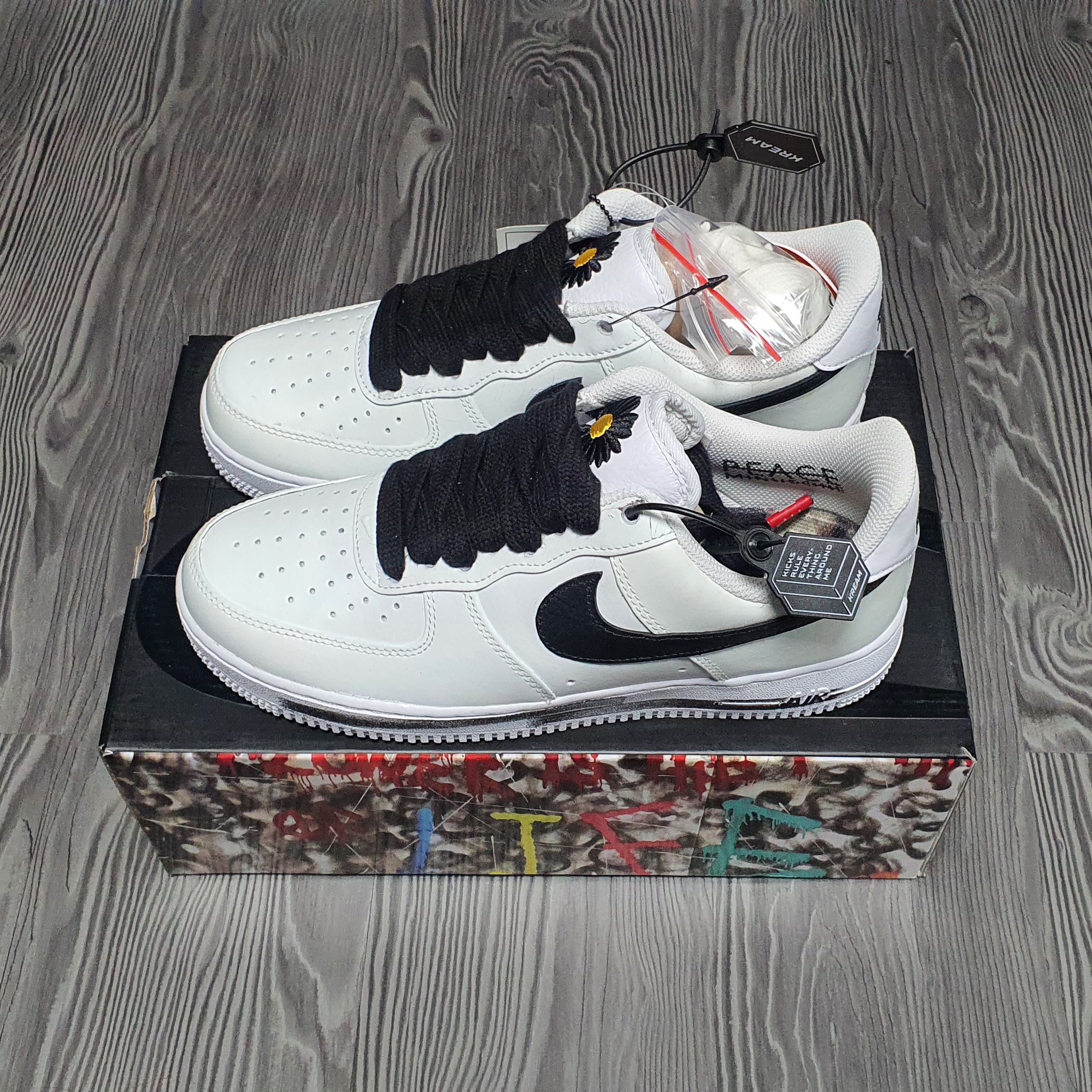 Nike x Peaceminusone Air Force 1 Low Para-Noise 2.0 착용 스타일