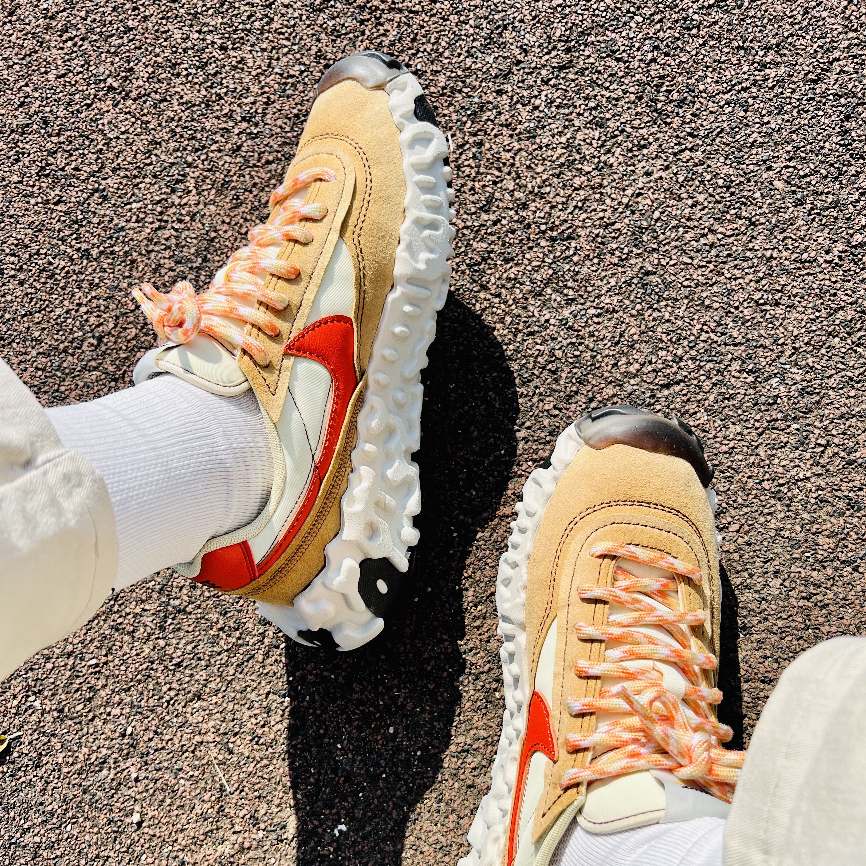 Nike Overbreak SP Fossil 착용 스타일