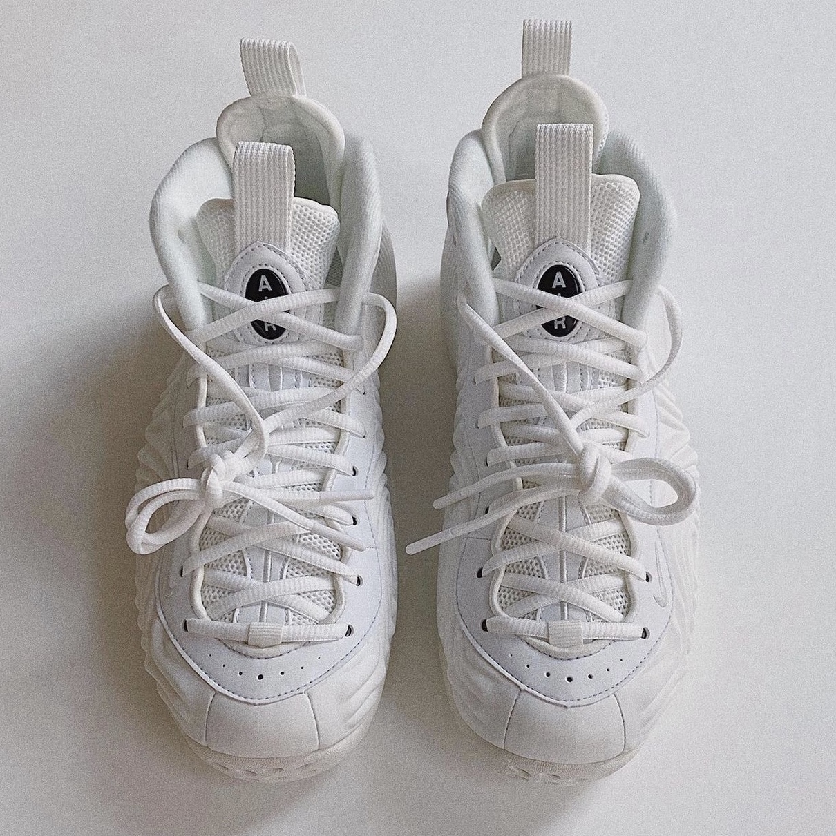 Nike x Comme des Garcons Homme Plus Air Foamposite One White 착용 스타일 - 4