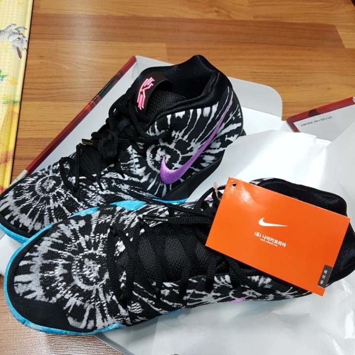 Nike Kyrie 4 All-Star 2018 착용 스타일 - 2