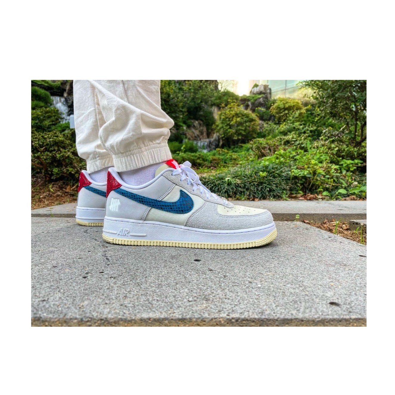 Nike x Undefeated Air Force 1 Low SP 5 On It 착용 스타일