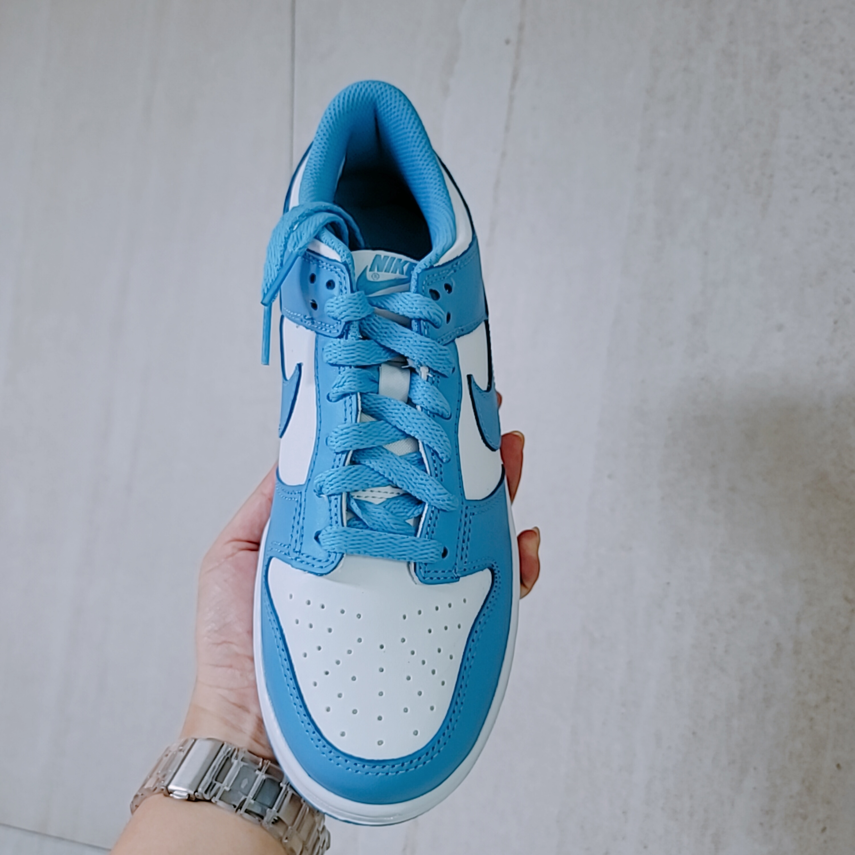 (GS) Nike Dunk Low University Blue 착용 스타일 - 1