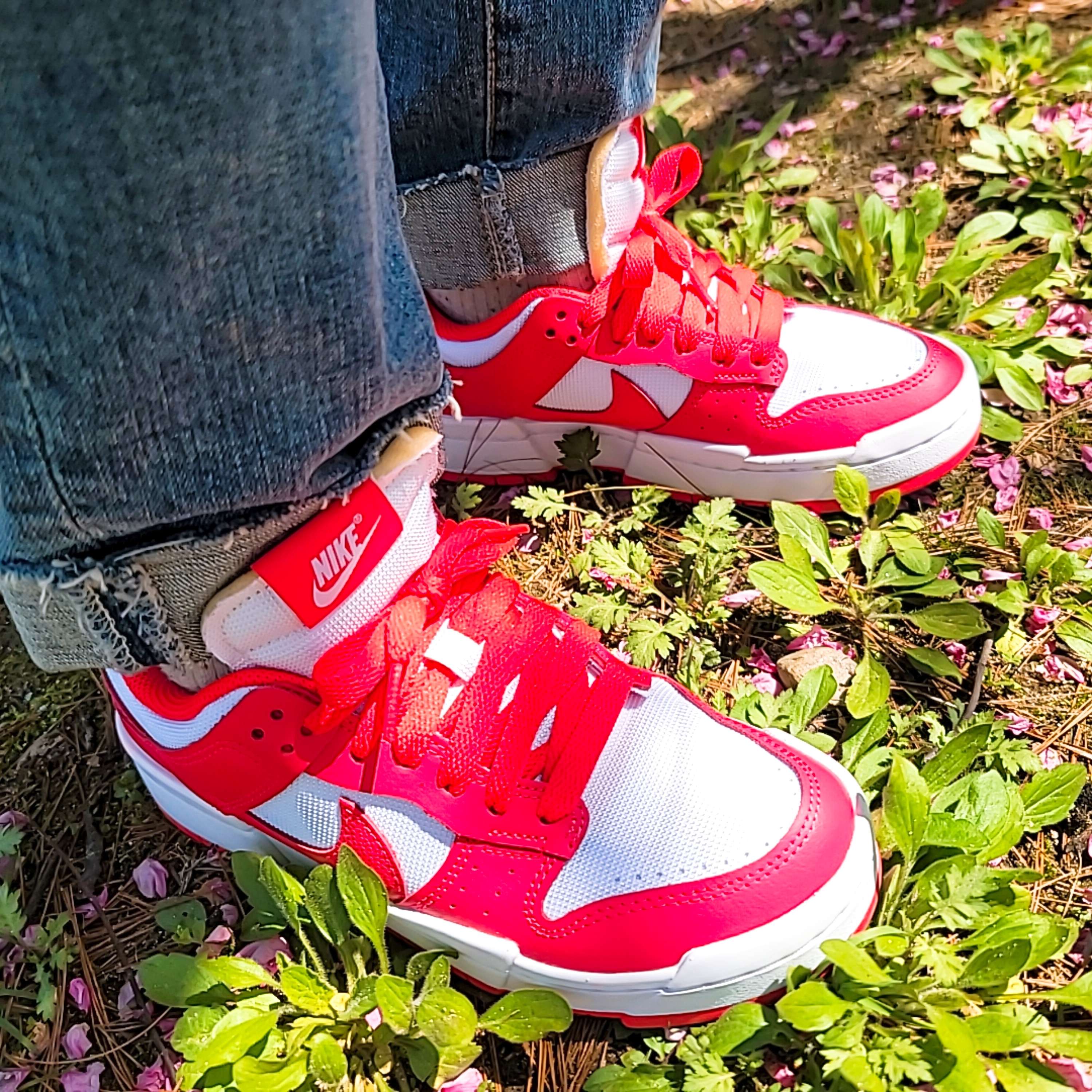 (W) Nike Dunk Low Disrupt Siren Red 착용 스타일 - 1