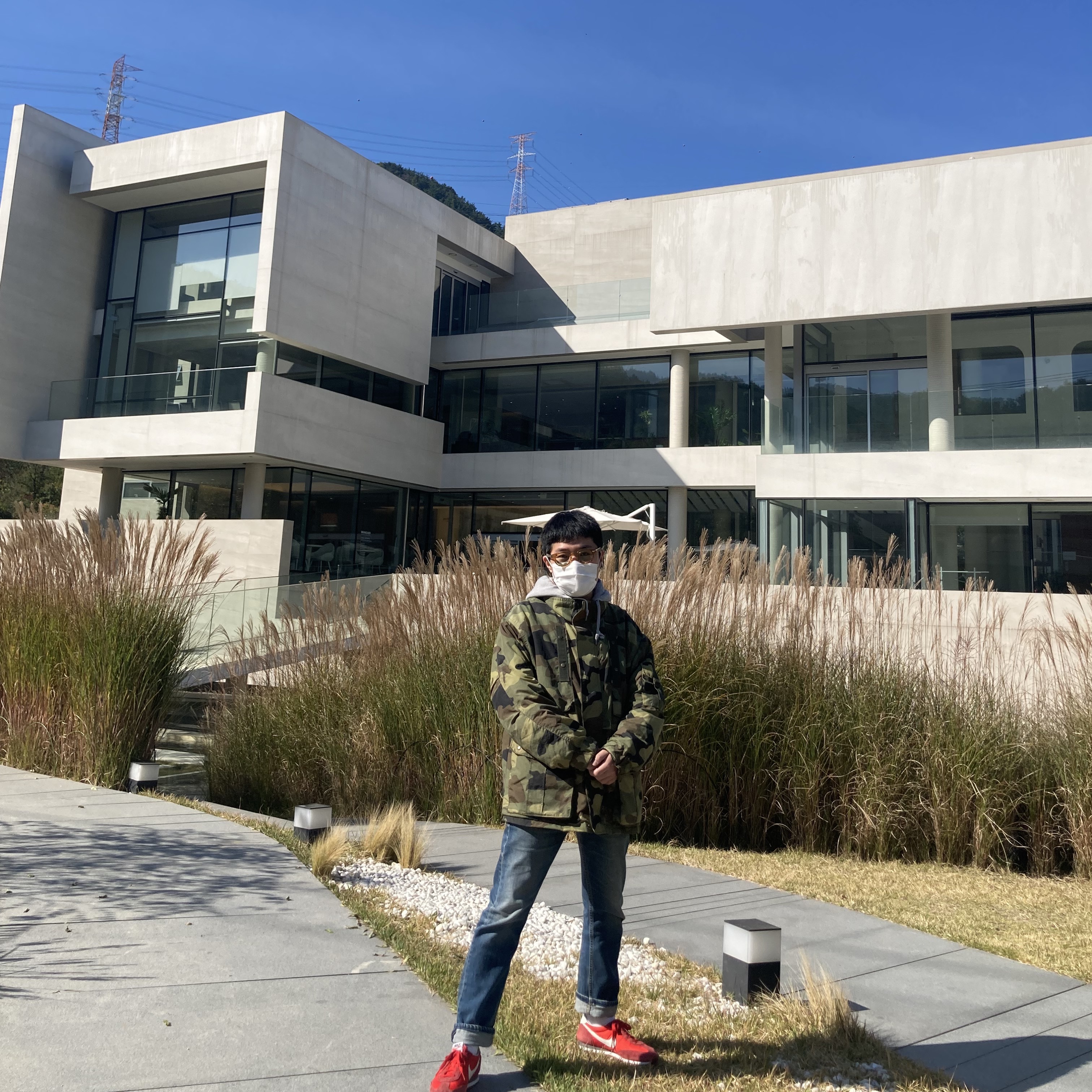 mye0ng jun님의 스타일