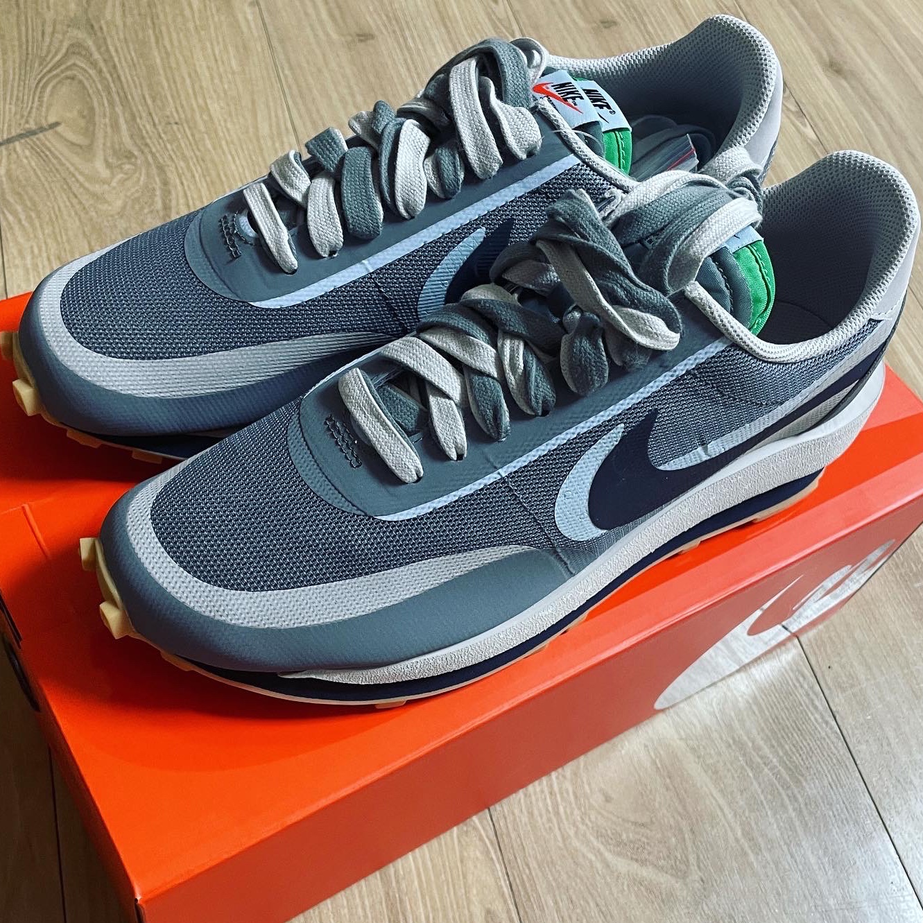 Nike x Sacai x Clot LDWaffle Cool Grey 착용 스타일 - 1