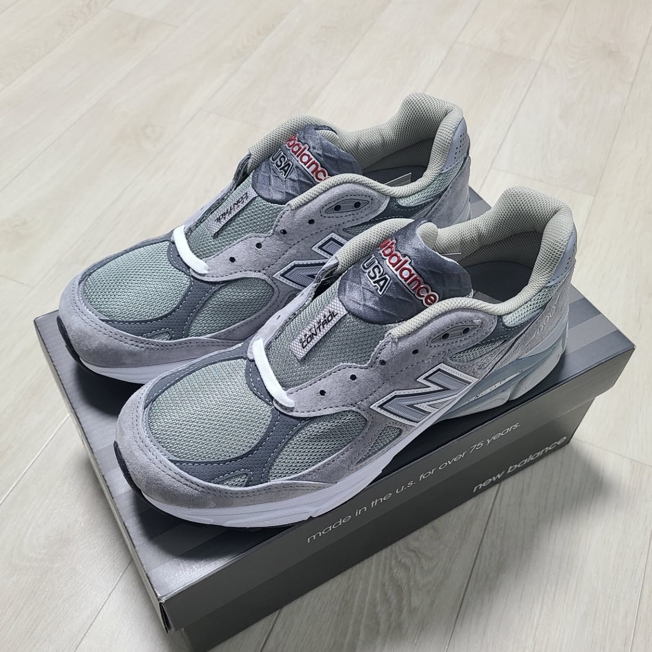 New Balance 990v3 Made in USA Grey - D Standard 착용 스타일 - 2