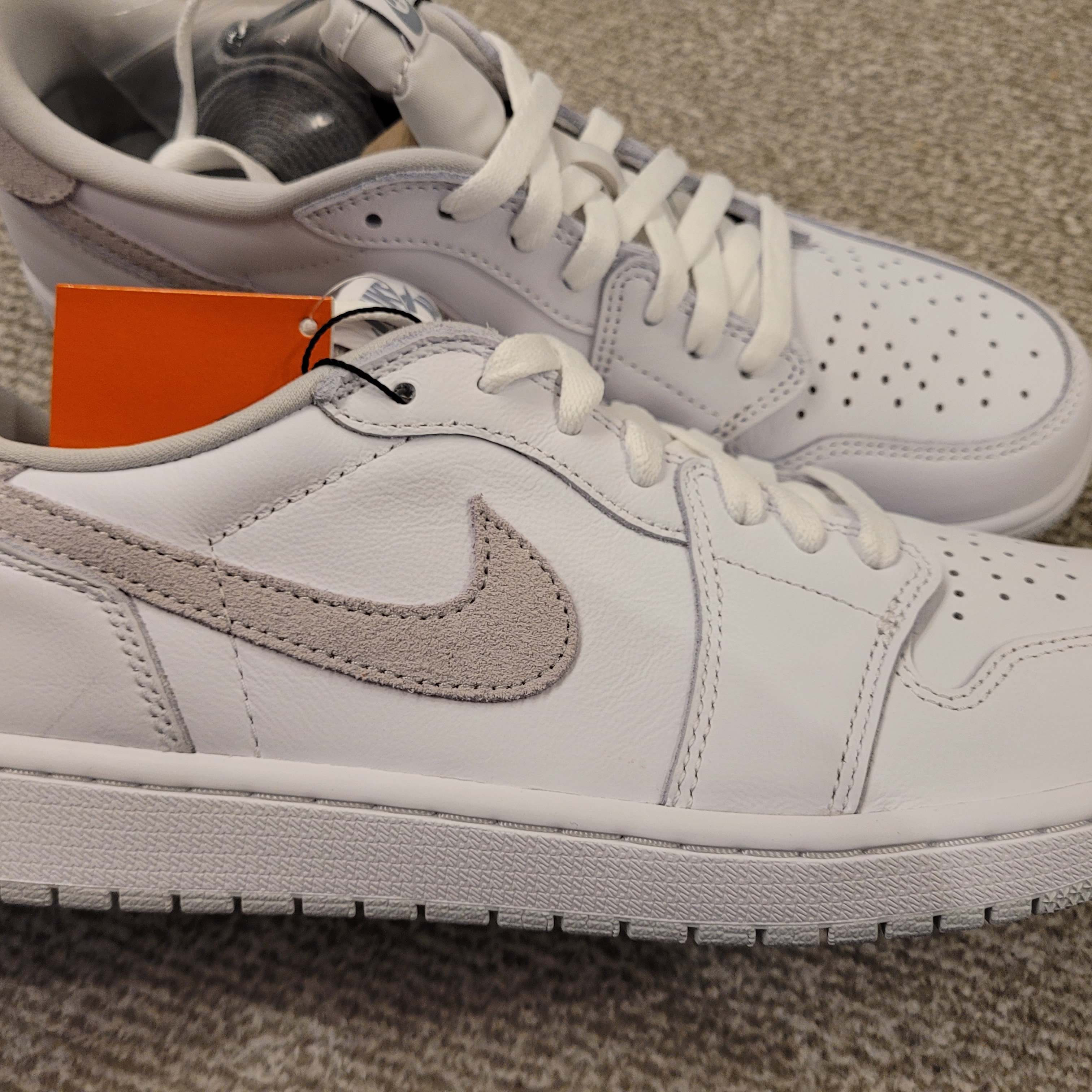Jordan 1 Low OG Neutral Grey 착용 스타일 - 2