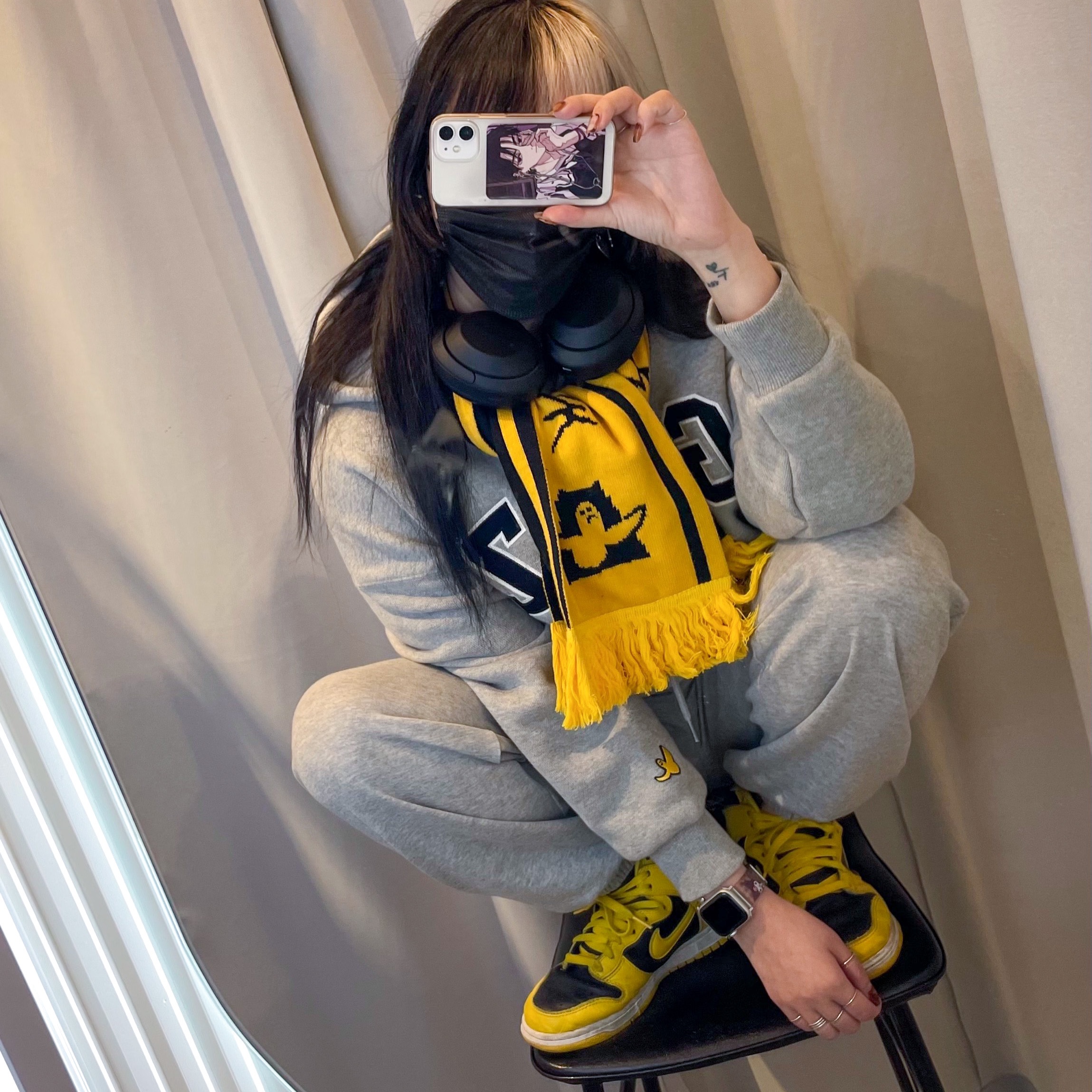 Nike Dunk High SP Varsity Maize 착용 스타일 - 1