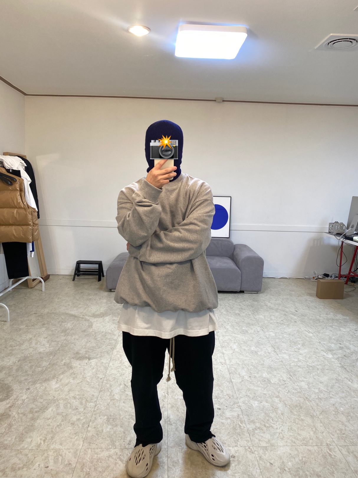 Adidas Yeezy Foam RNNR Ararat 착용 스타일