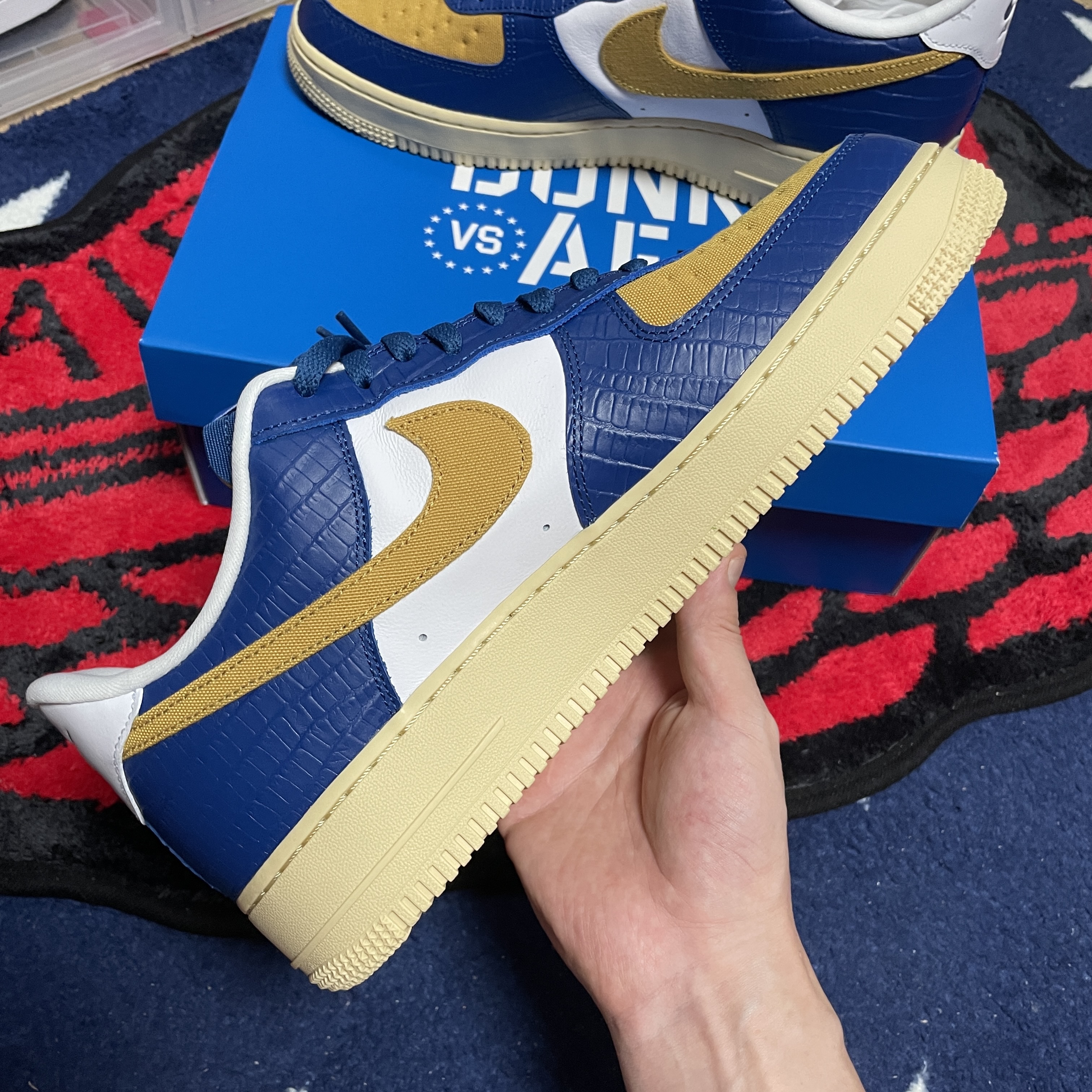 Nike x Undefeated Air Force 1 Low SP 5 On It Court Blue 착용 스타일 - 3