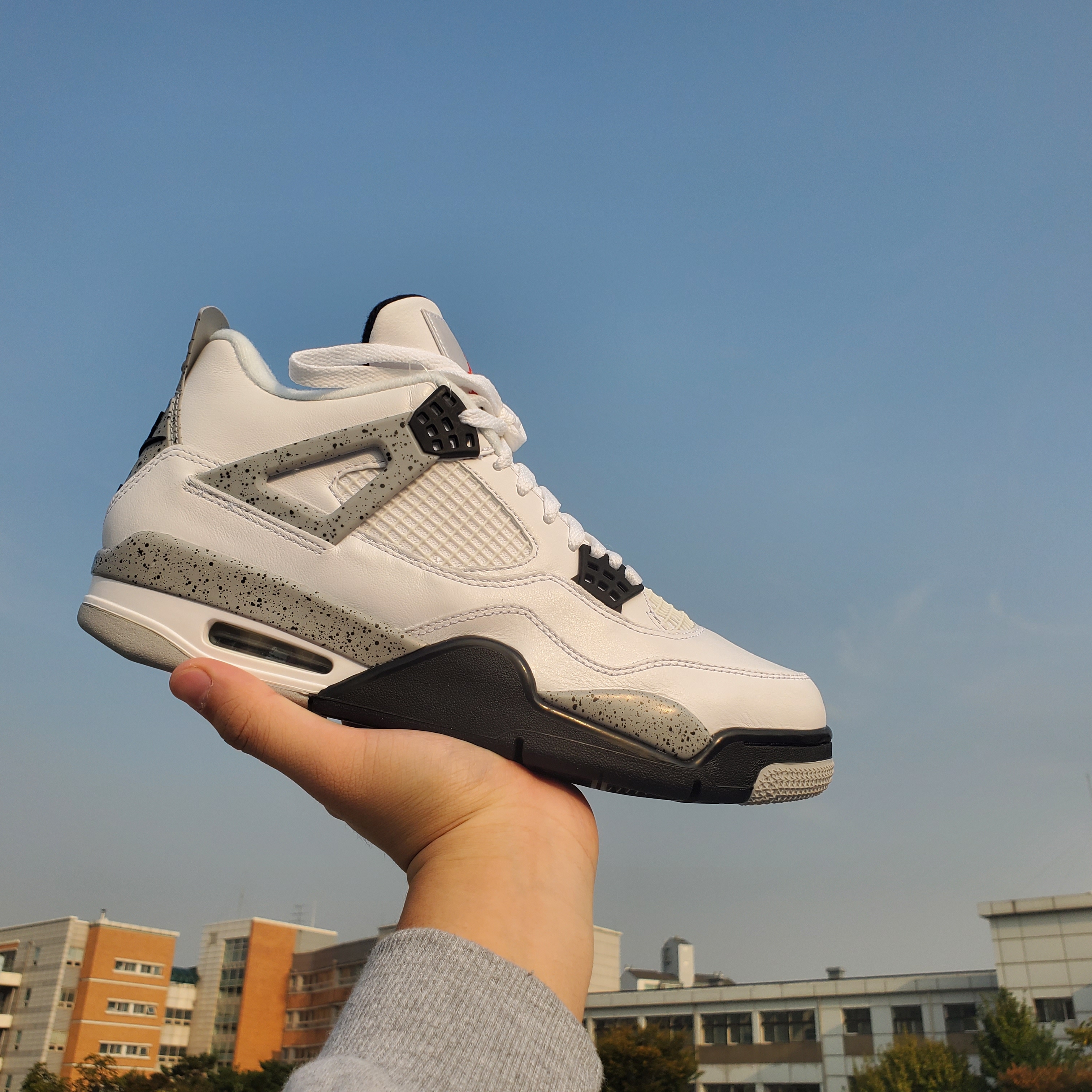 Jordan 4 Retro OG White Cement 2016 착용 스타일 - 4