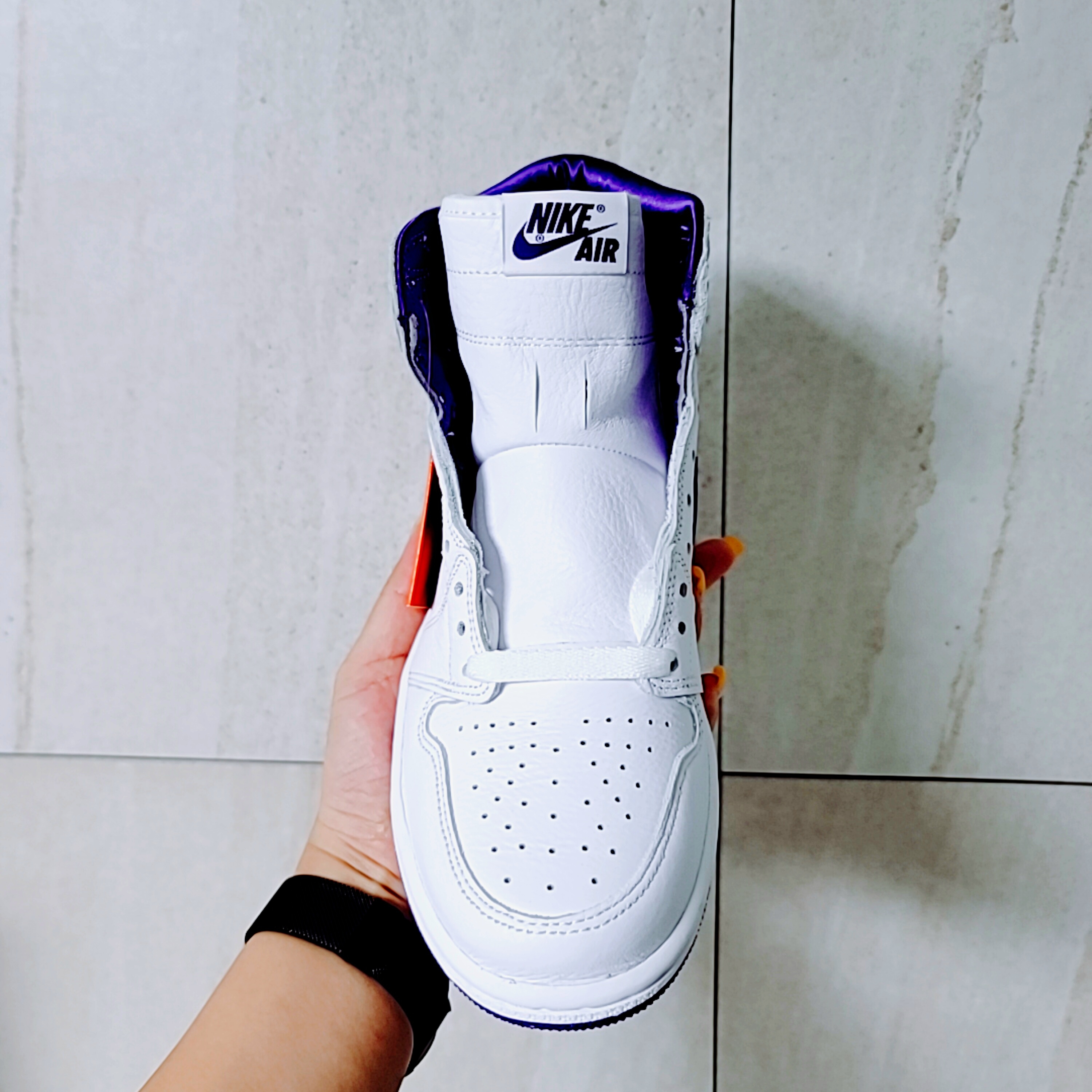(W) Jordan 1 High OG Court Purple 착용 스타일 - 3