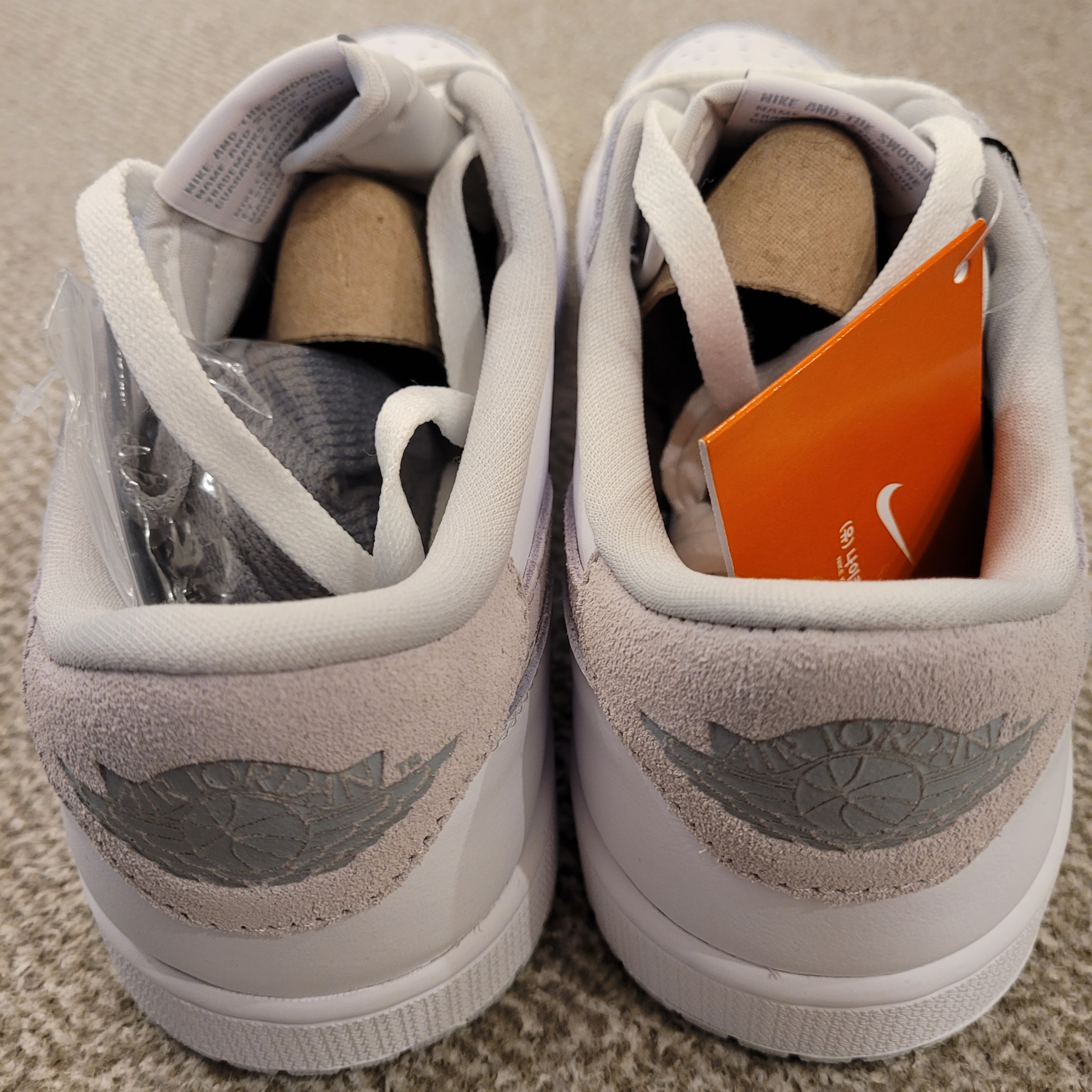 Jordan 1 Low OG Neutral Grey 착용 스타일 - 3