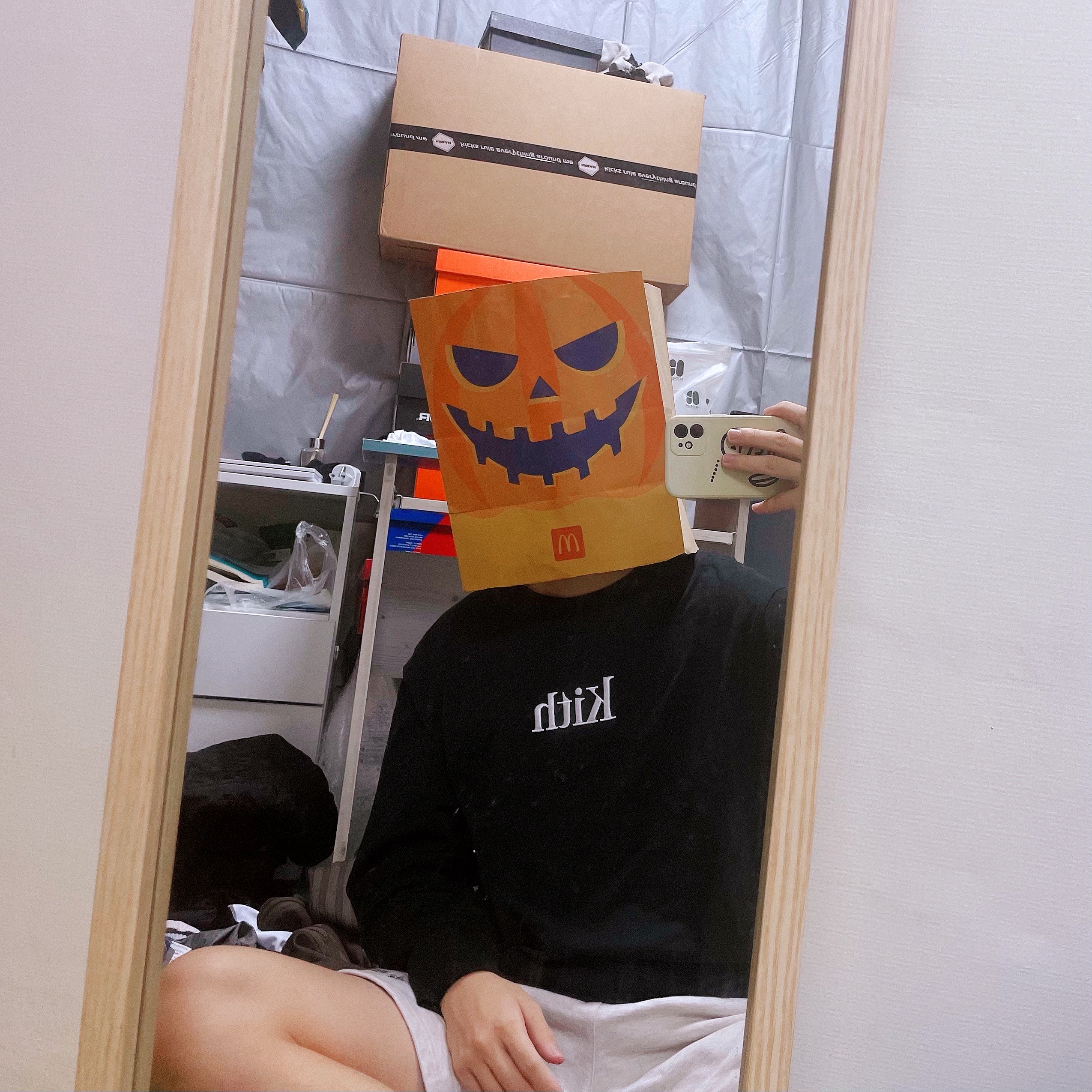 ZHANG RUNZE님의 스타일